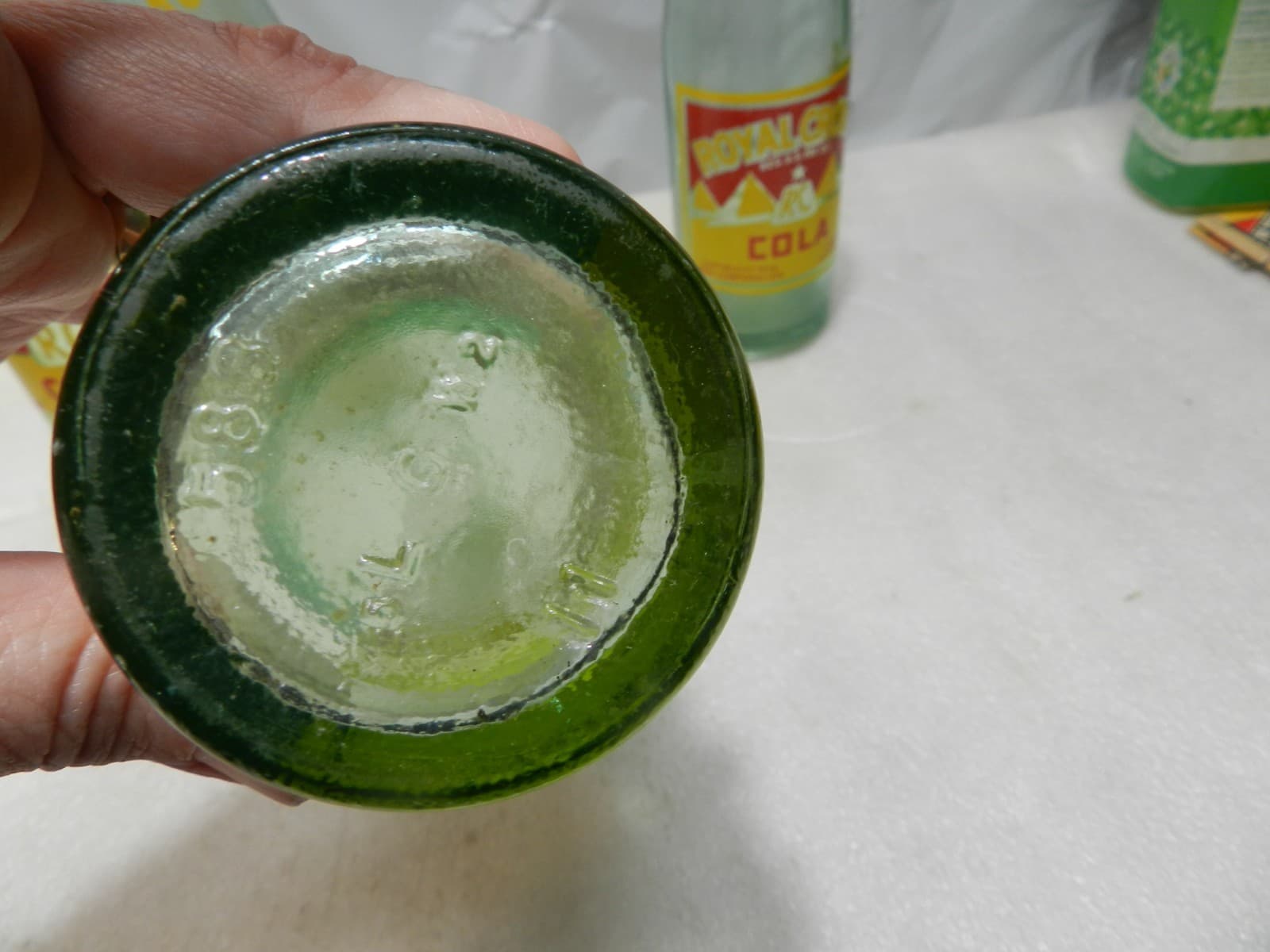 4 Vintage RC Royal Crown Cola Bottle Green Glass 10 oz , 1950s 60's (D25J) - Thumbnail 8