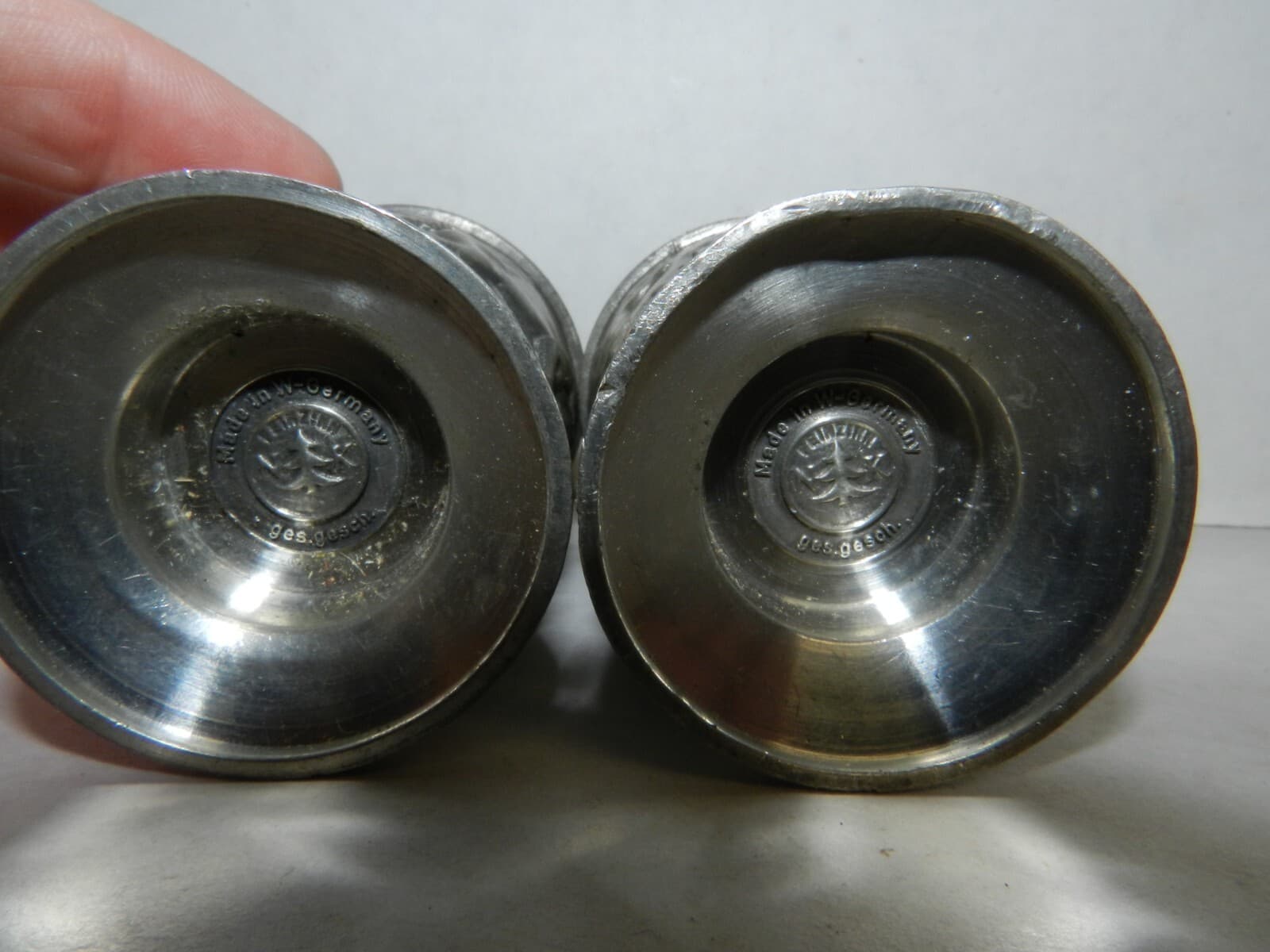 Feinzinn GES.GESCH. NK W Germany Pewter Footed Shot Glass FEIN ZINN Pair T28K - Thumbnail 3