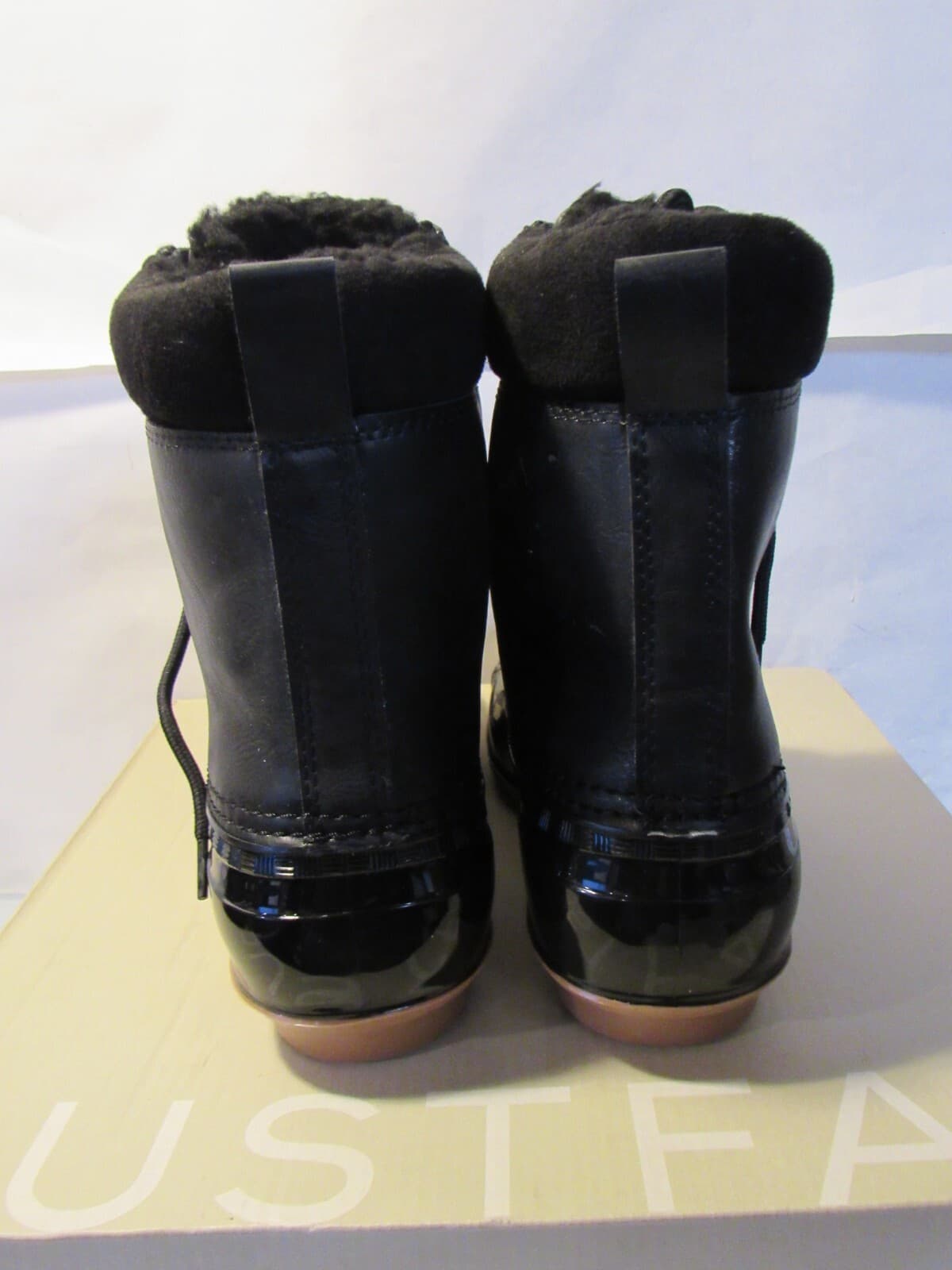 JustFab Cold Weather Evi Slip On Boots Black Onyx Size 8 New in the Box C48M - Thumbnail 4