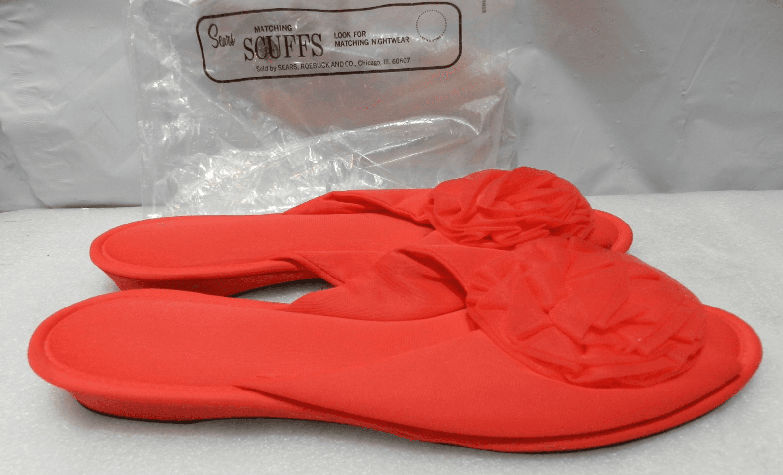 Vintage Sears Peep Toe Scuffs Slippers RED Sz 8-9 Never Worn (H3J) - Thumbnail 2