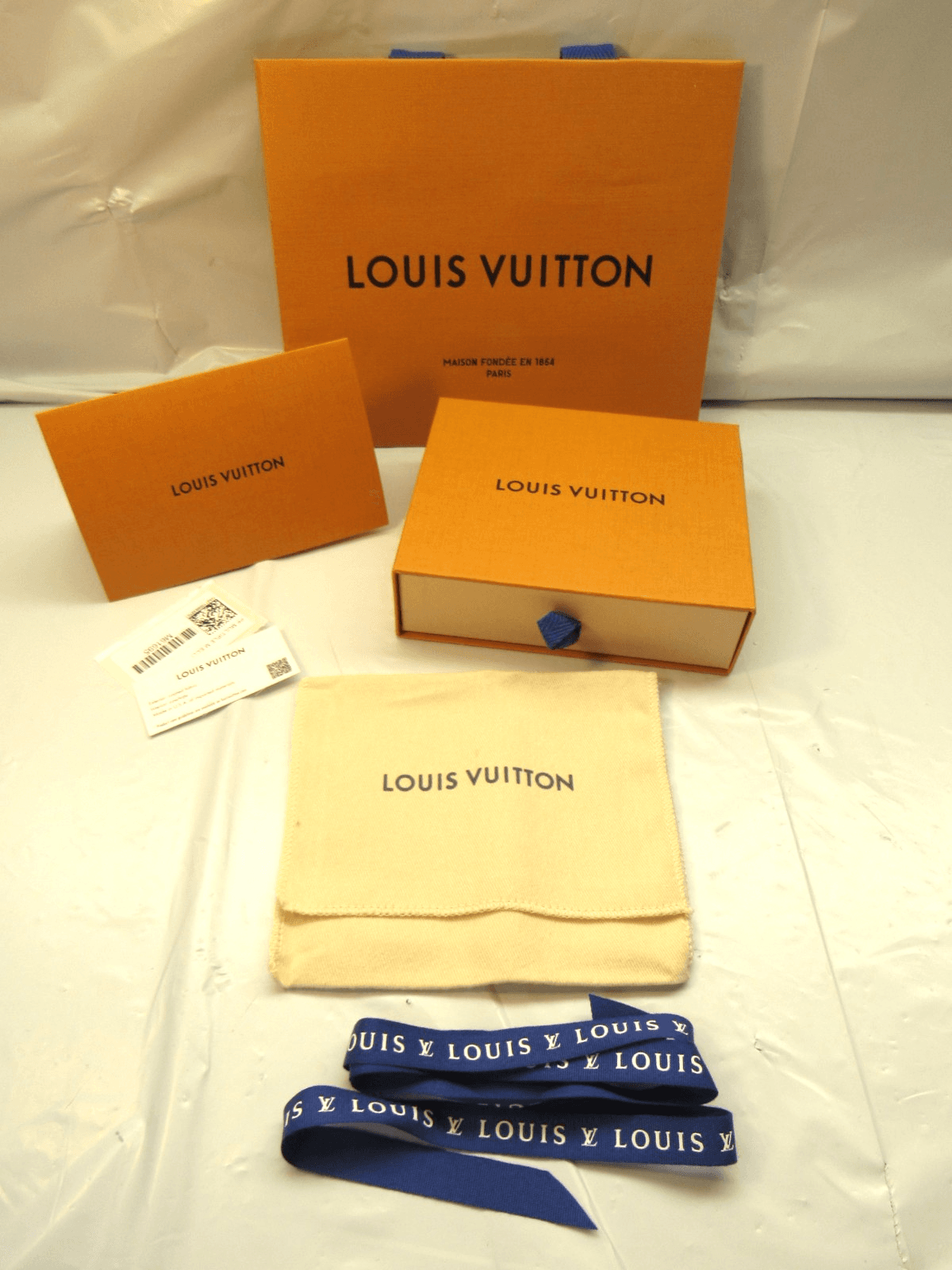 Auth Louis Vuitton Shopping Bag Drawer Box Ribbon Dust Bag & Envelope (K80K)