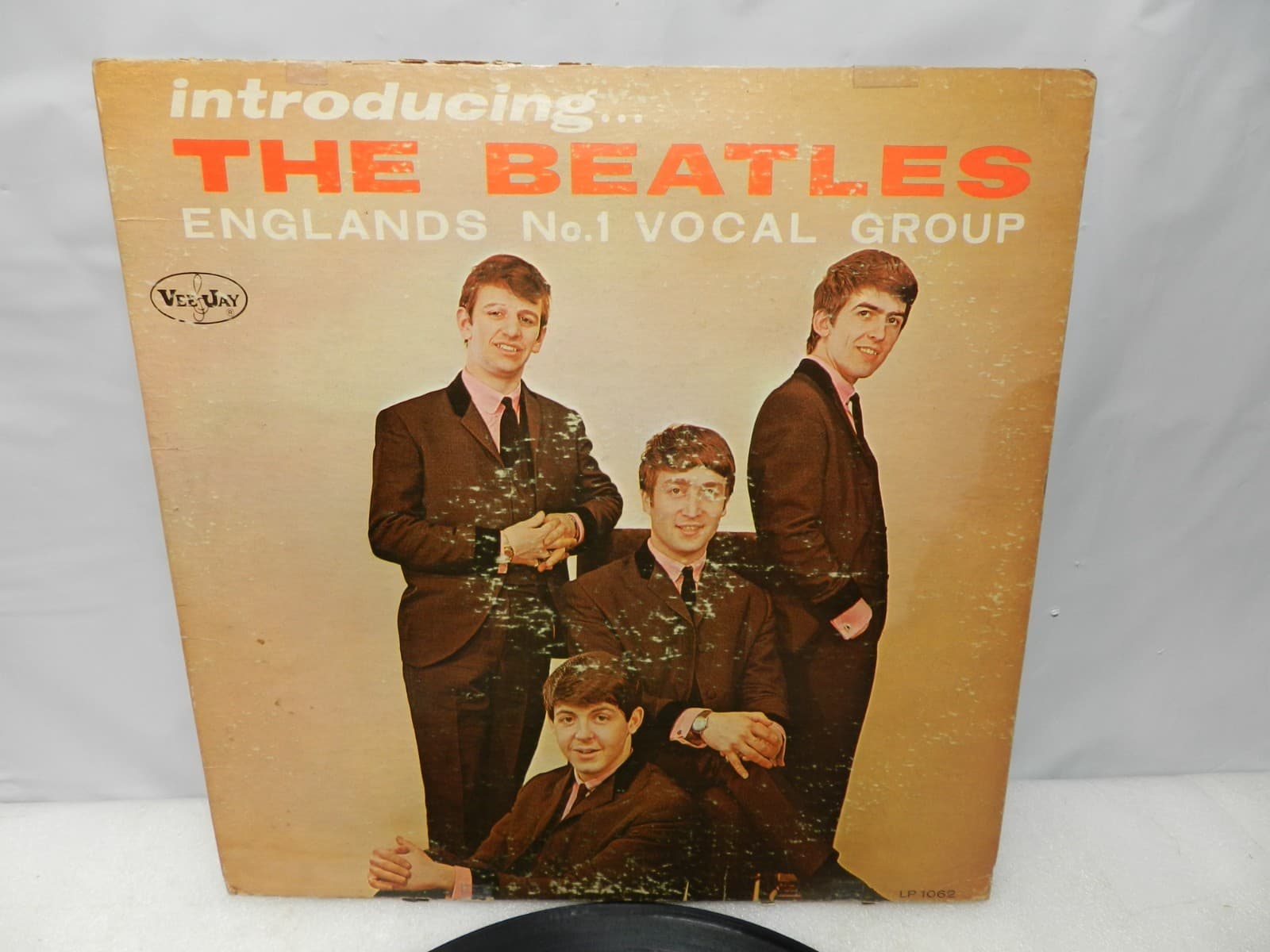 Introducing The Beatles Englands No 1 Vocal Group Album Vee Jay LP1062 (L62JJ) - Thumbnail 2