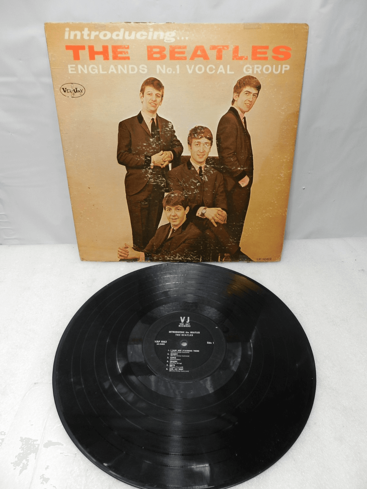 Introducing The Beatles Englands No 1 Vocal Group Album Vee Jay LP1062 (L62JJ)