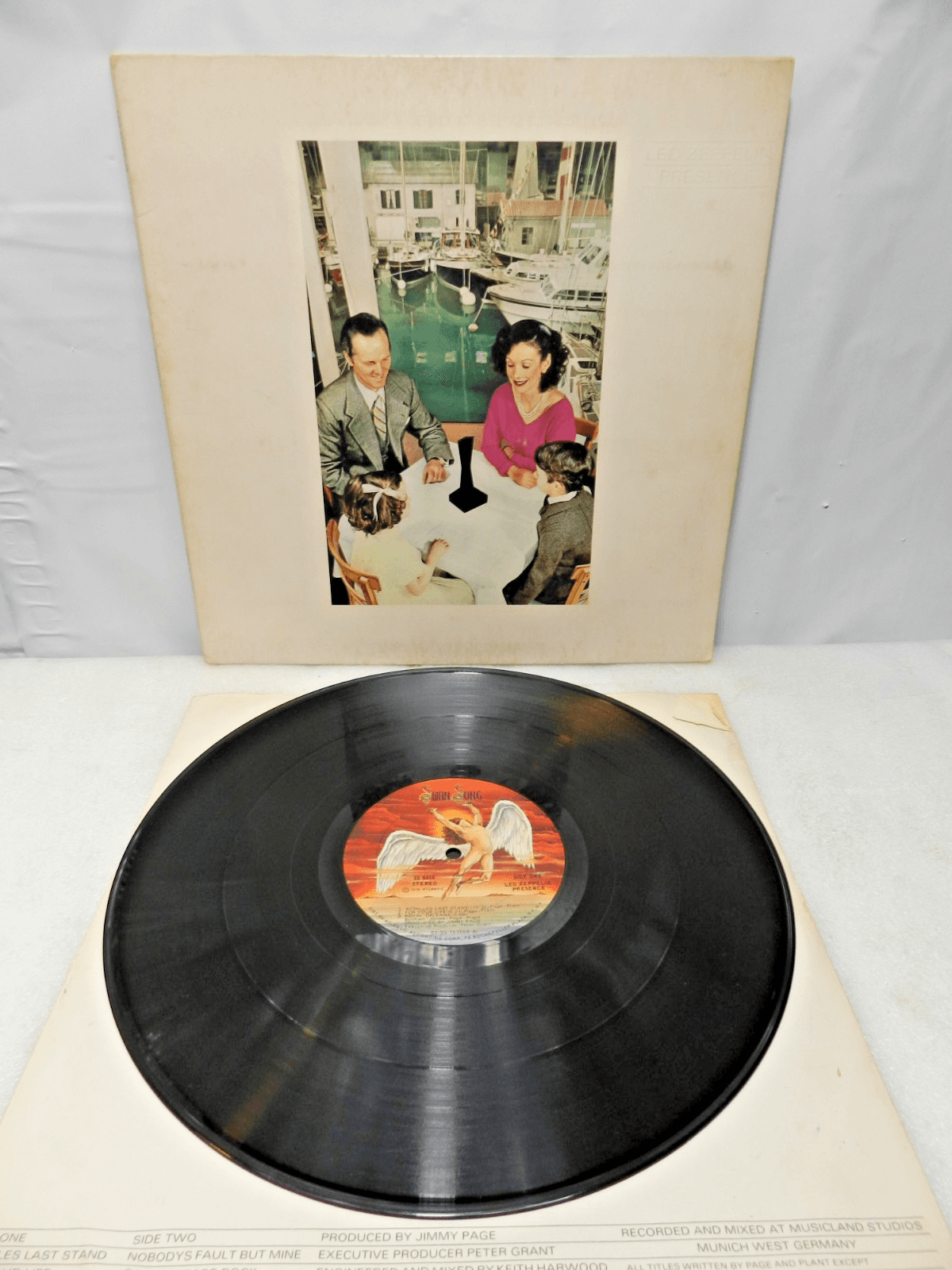 Led Zeppelin – Presence 1976 Swan Song SS 8416 Vinyl LP Inner Sleeve (L56JJ)