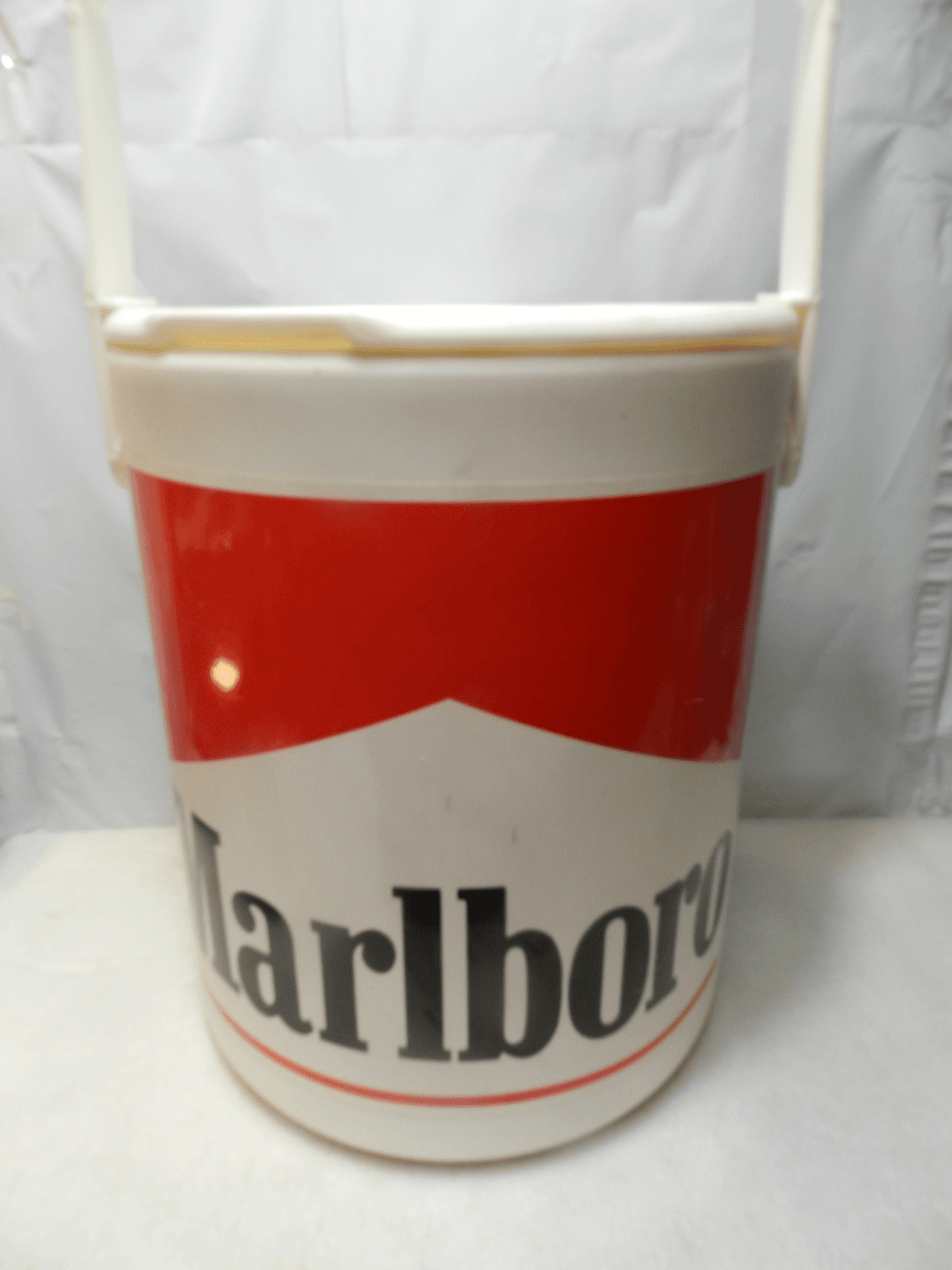 Rare Vintage Large Marlboro Hard Plastic Coolers Rewards Program 19" tall D35J