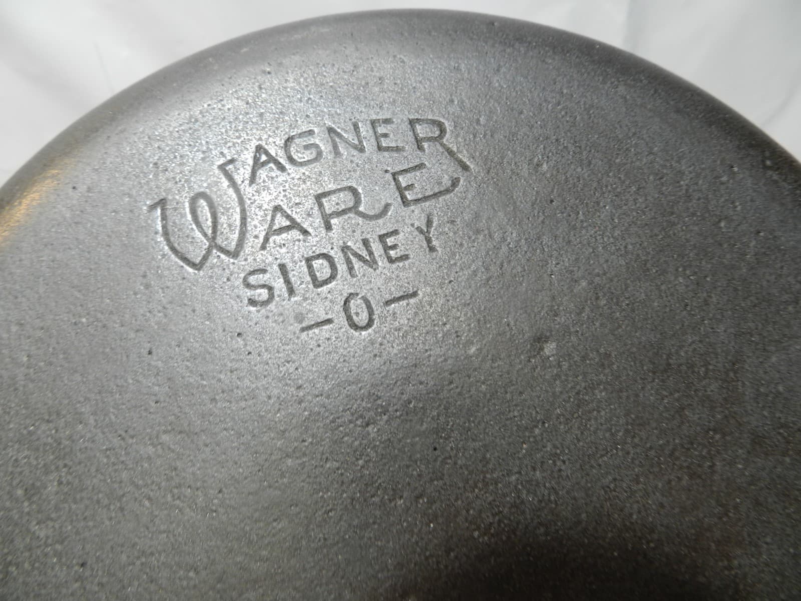Wagner Ware Sidney Cast Iron Skillet 1056I Vintage No. 6 / 9" Diameter (D44S) - Thumbnail 2