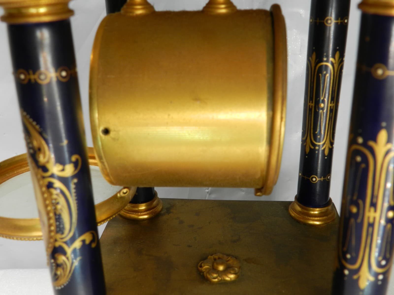 Vintage Royal Vienna Cobalt Porcelain Four-Column Portico Mantle Clock (F42JJ) - Thumbnail 14