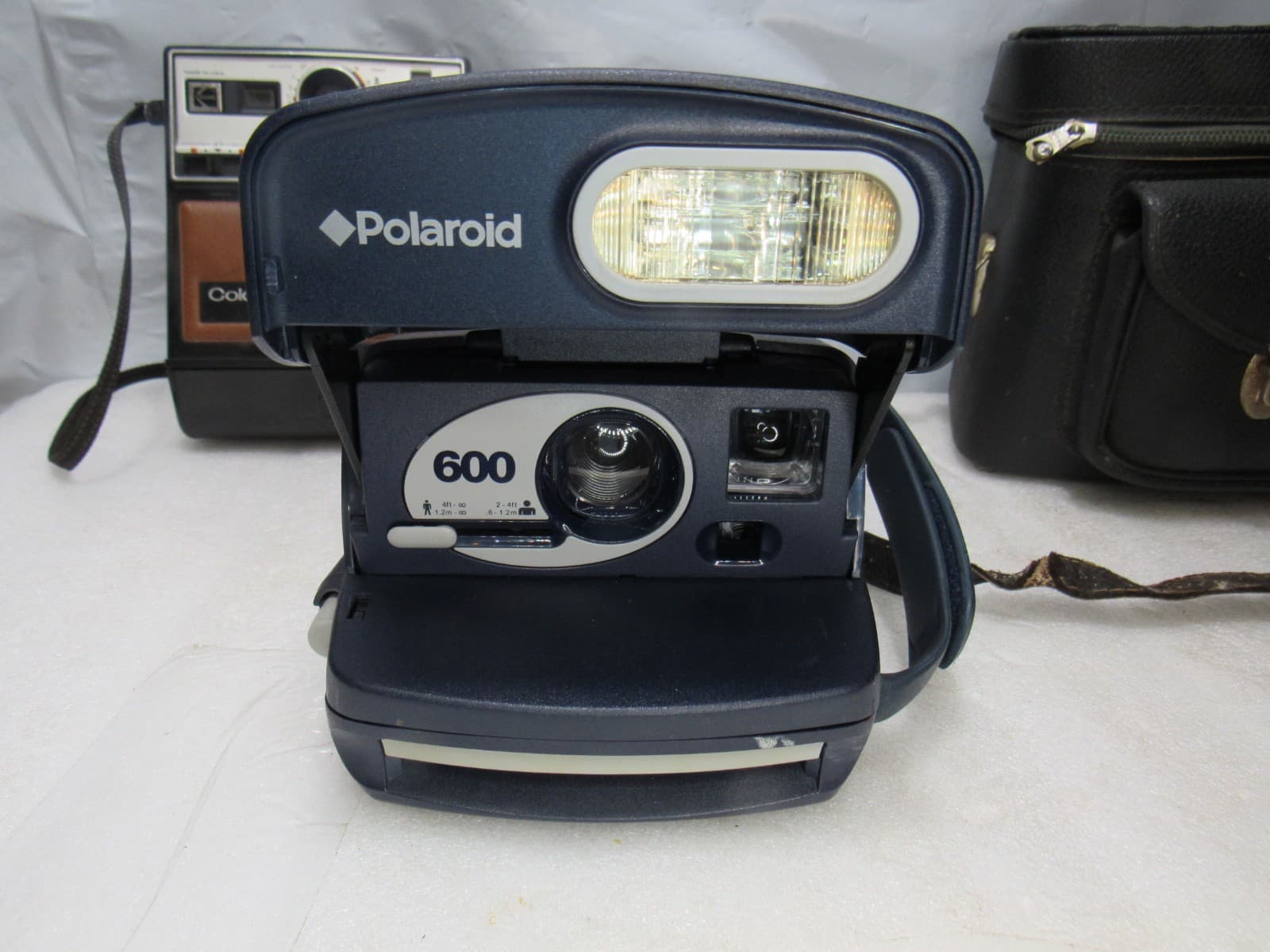 Vintage Kodak Instant 100/ Polaroid One Step 600 Instant & 315 Camera Lot J70J - Thumbnail 13