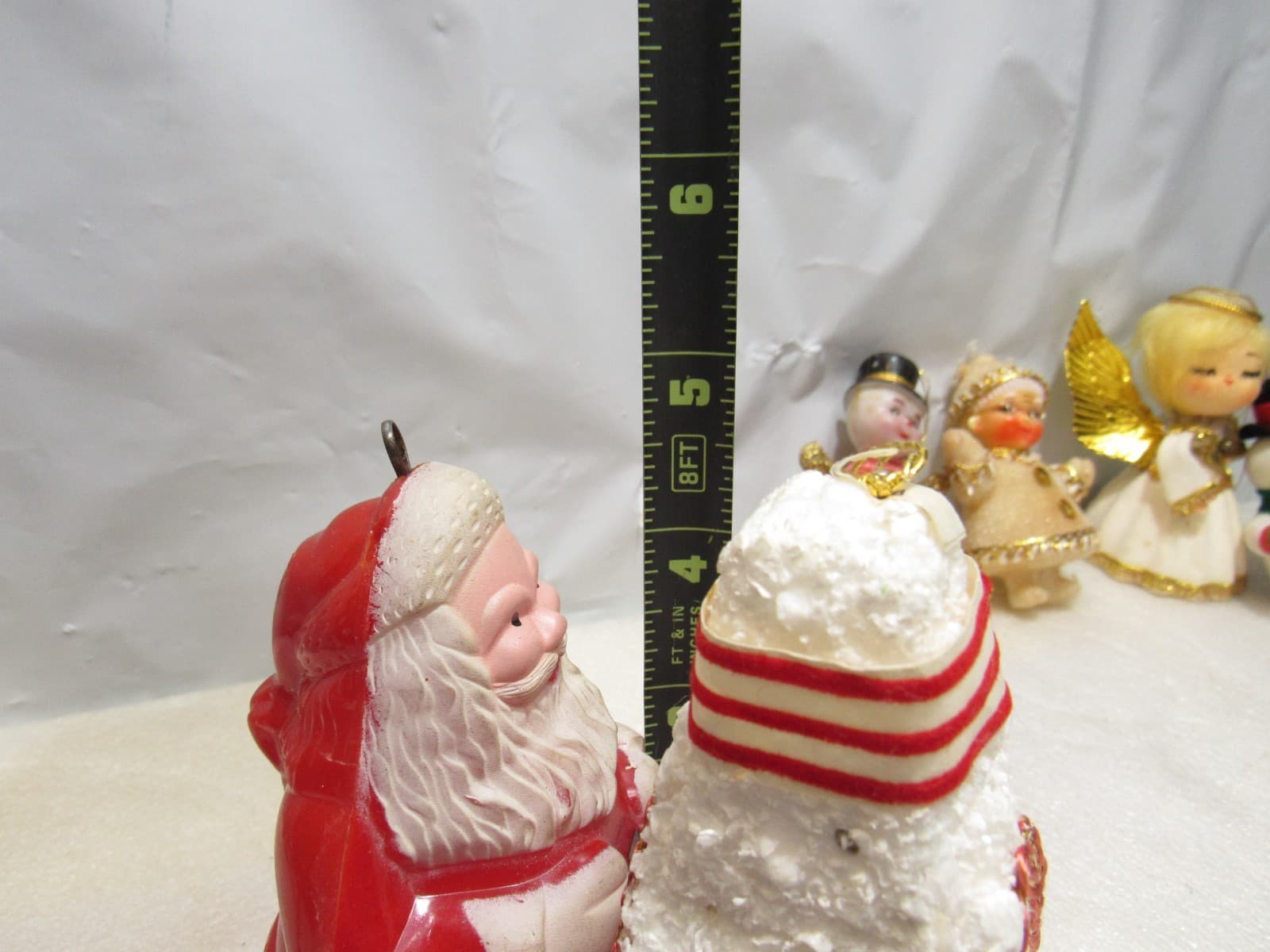 7 Vintage Flocked & Plastic Retro Christmas ornaments (D55JJ) - Thumbnail 8