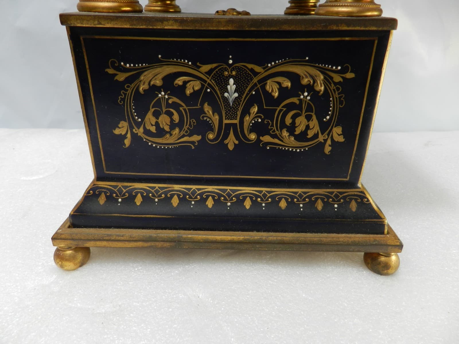 Vintage Royal Vienna Cobalt Porcelain Four-Column Portico Mantle Clock (F42JJ) - Thumbnail 8