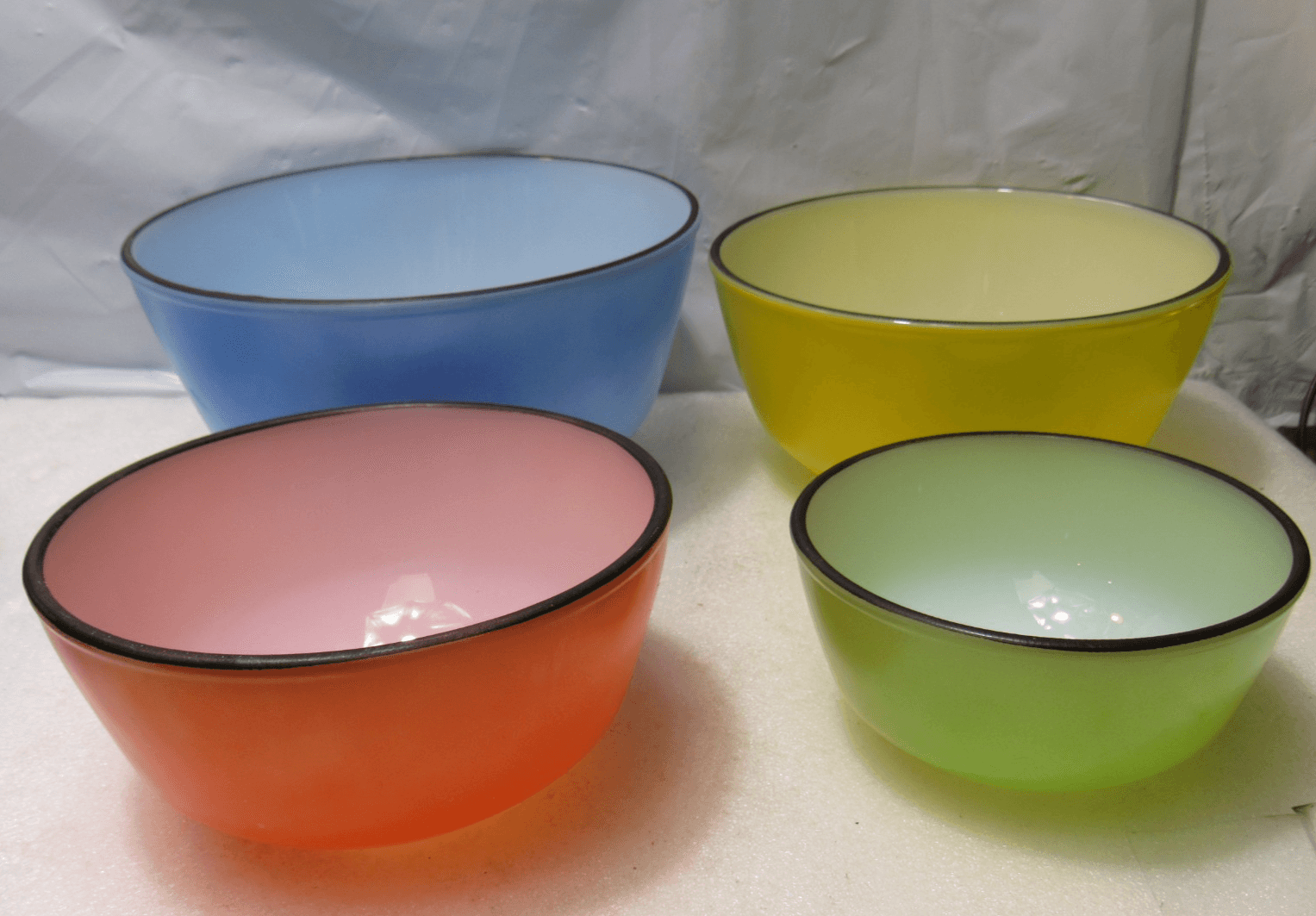 Vintage Anchor Hocking Fire-King Mixing Nesting Bowl Set Bold Primary Color H11K