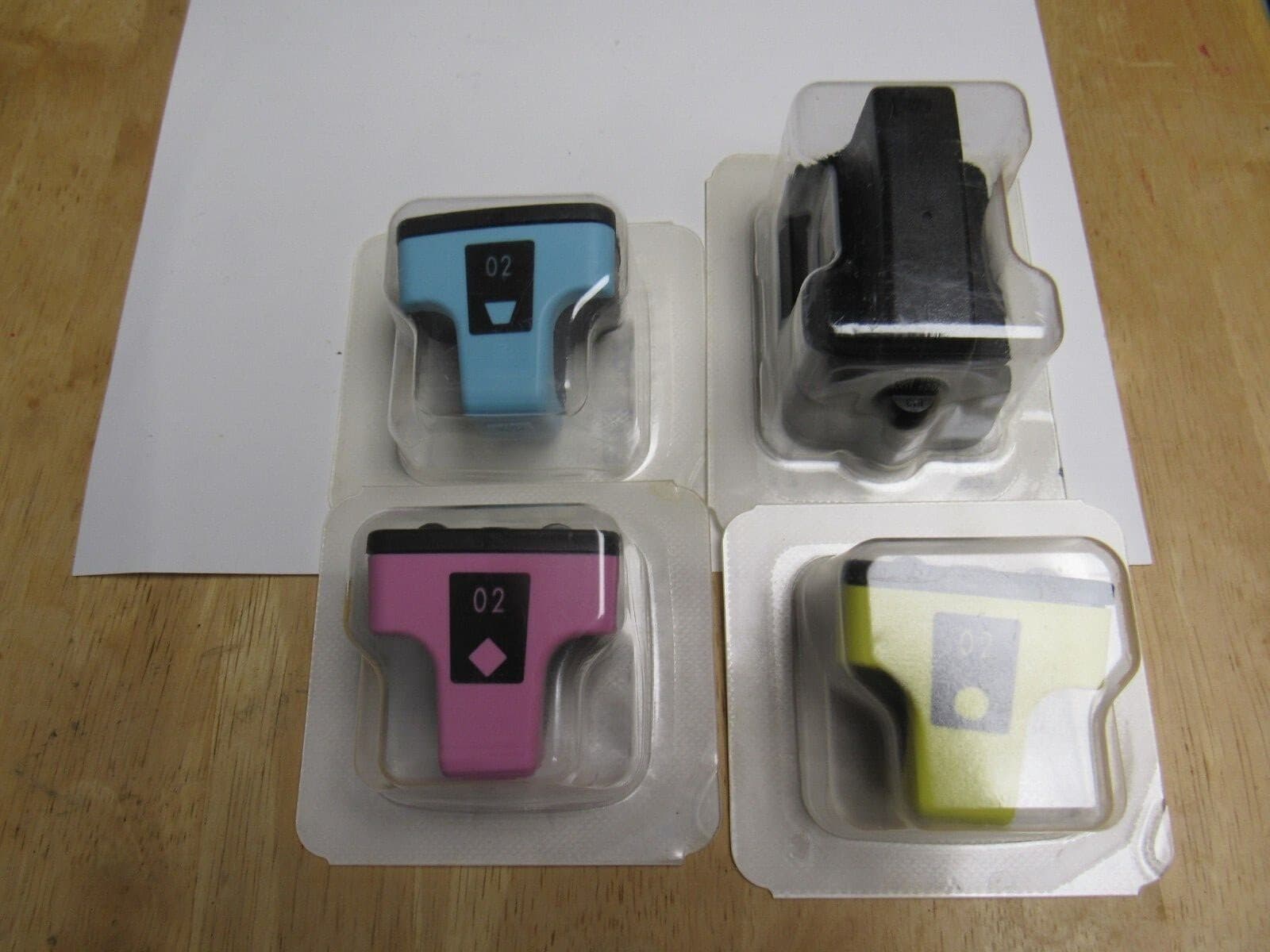 HP INVENT 02 INK CARTRIDGES Lot Of (4) C8733W, C8774W, C8775W C8721W (J)