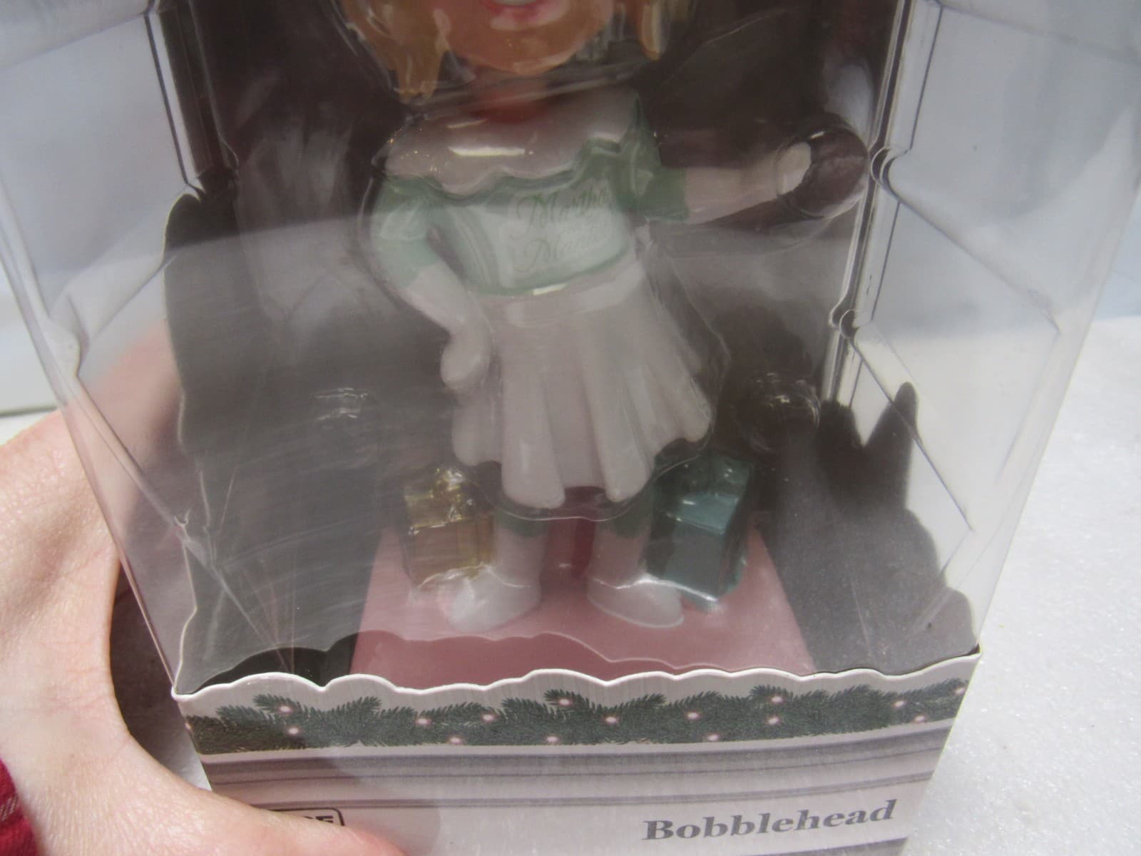Martha Stewart Holiday Bobblehead Martha On The Mantel Christmas Decor New D57K - Thumbnail 4