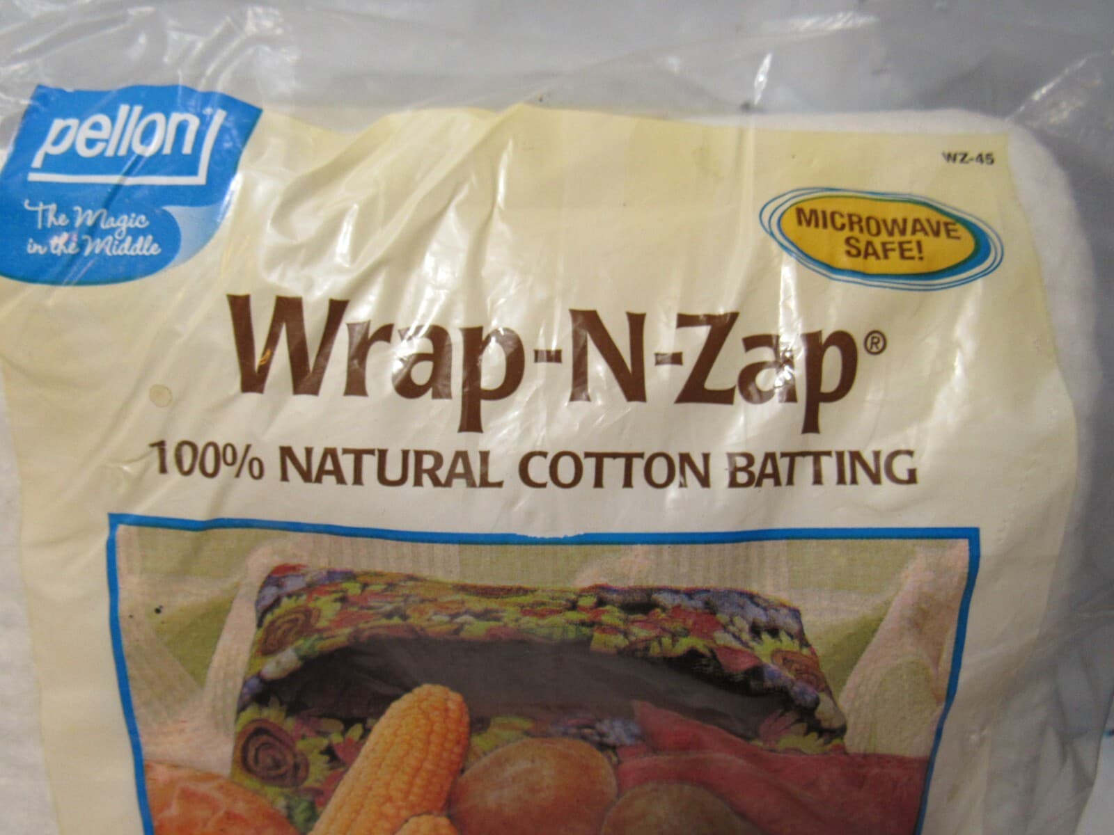 2 Pellon Wrap-N-Zap Quilting Batting, off-White 45" x 36" Precut Package R87K - Thumbnail 2