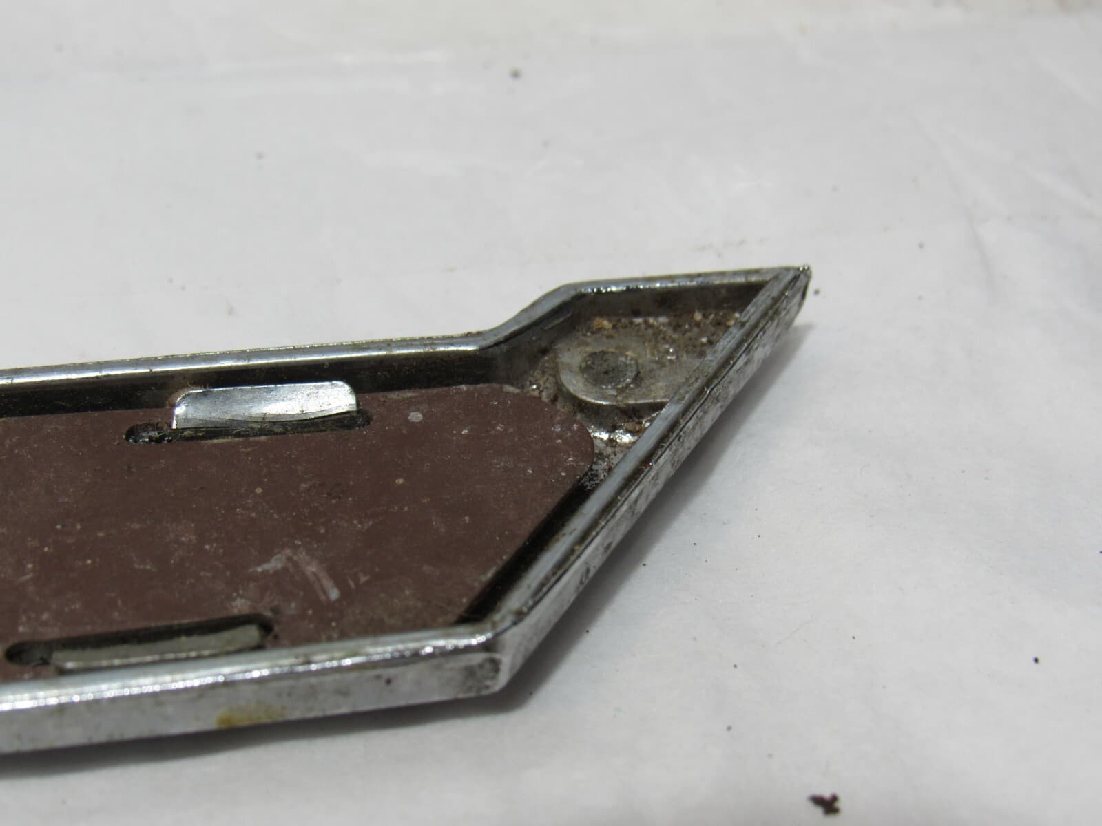 64 Ford Fairlane 500 Sport Coupe Roof Side Ornament Emblem (R95J) - Thumbnail 7