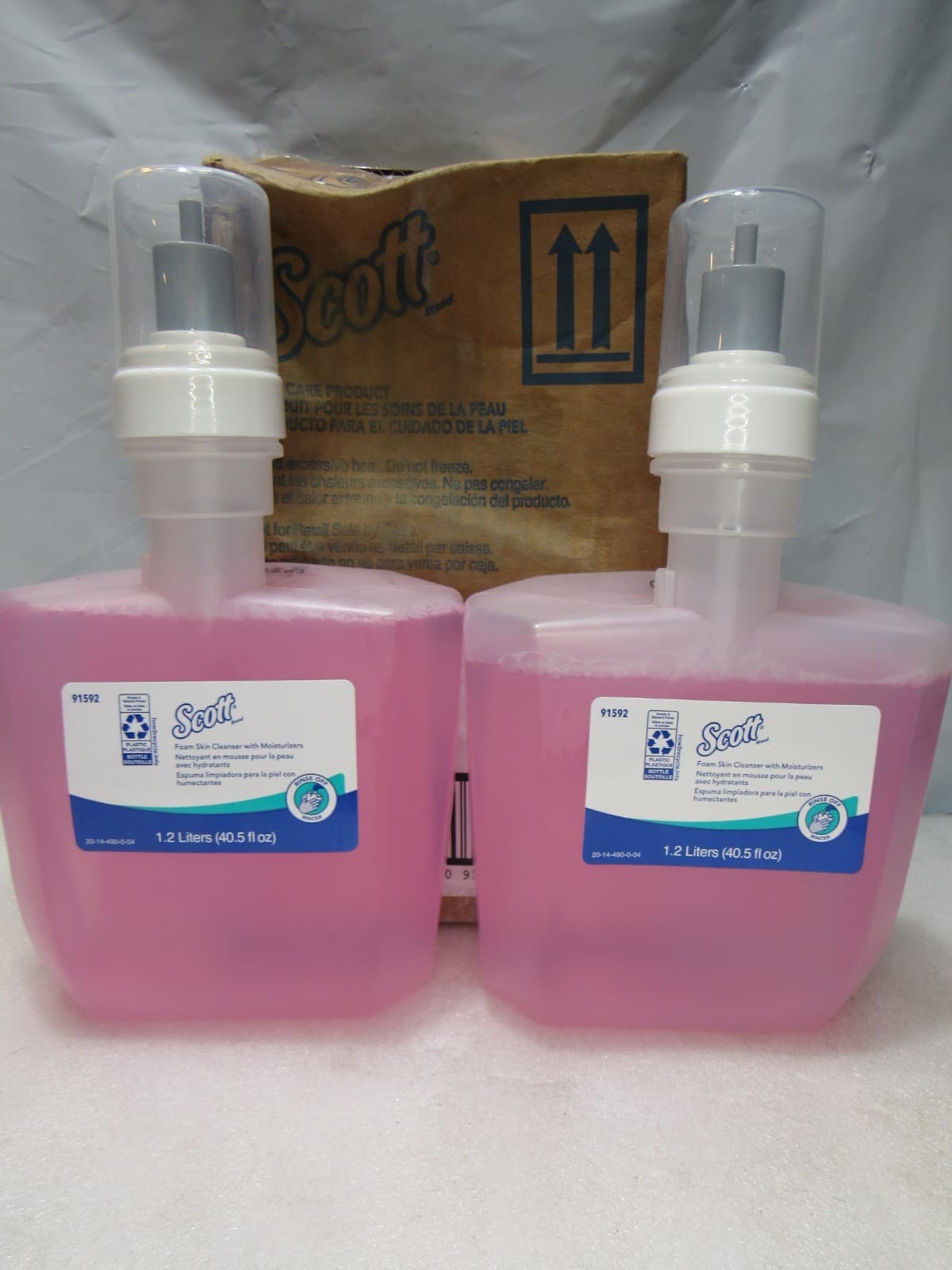 2 Refills Scott 91592 Foam Soap Skin Cleanser w/ Moisturizers 1.2L (H15K)