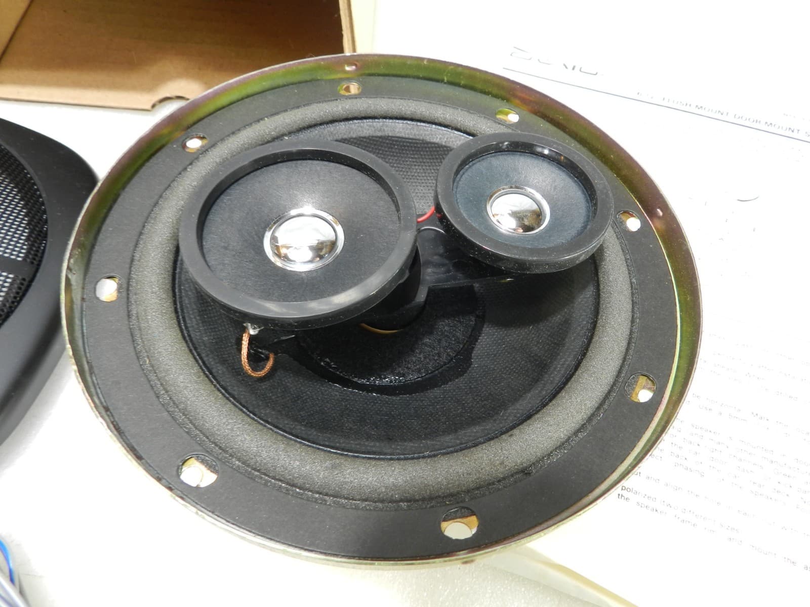 Vintage Retro Craig SG330 6 1/2" 3 Way Flush Mount Speakers 70 WATTS Pair (F46J) - Thumbnail 10