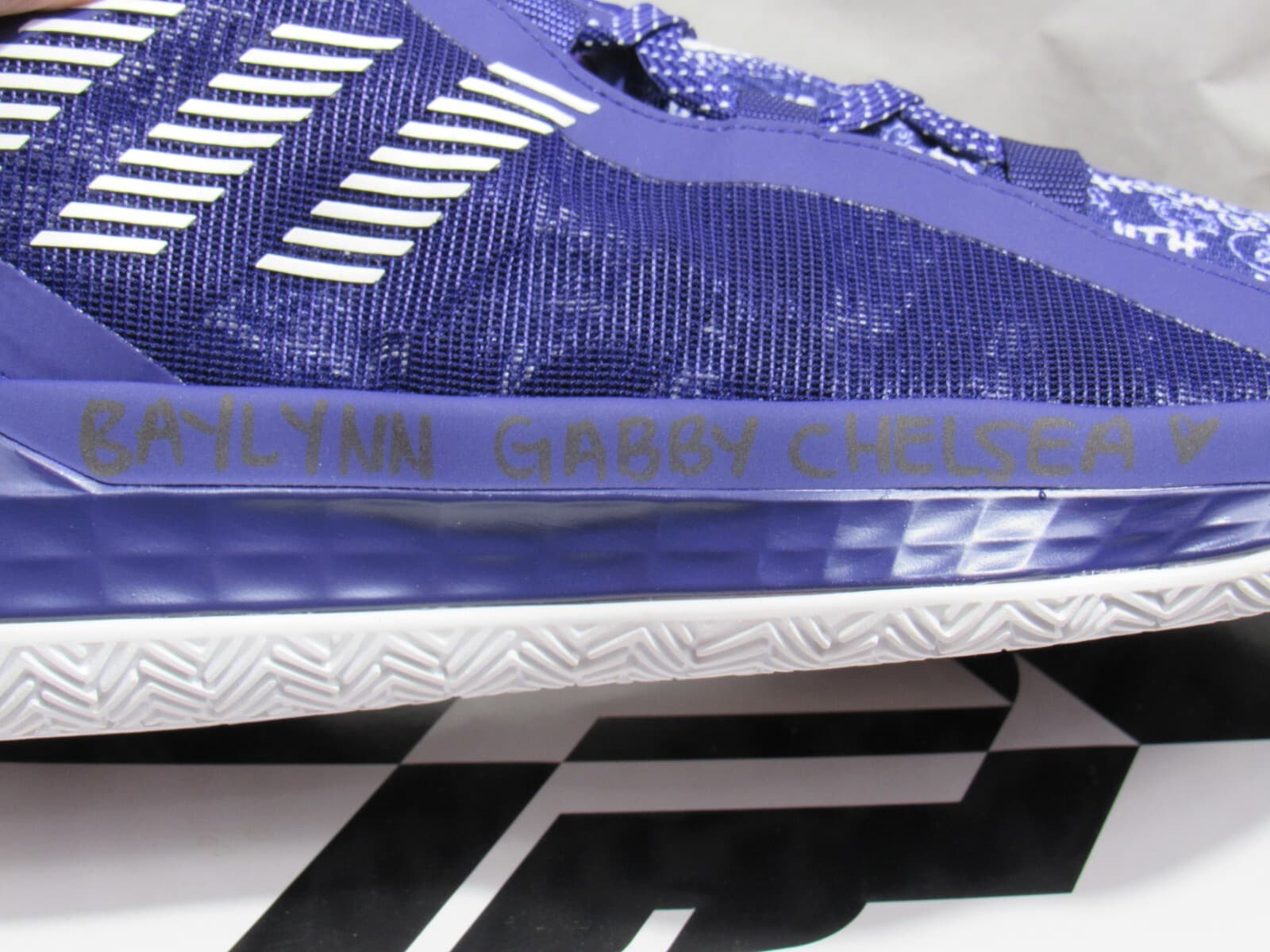 Nneka Ogwumike Signed Autographed Adidas SM Dame 6 Team Shoes WNBA Size 12 H43K - Thumbnail 8