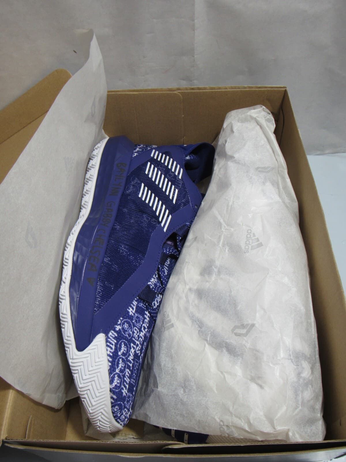 Nneka Ogwumike Signed Autographed Adidas SM Dame 6 Team Shoes WNBA Size 12 H43K - Thumbnail 12