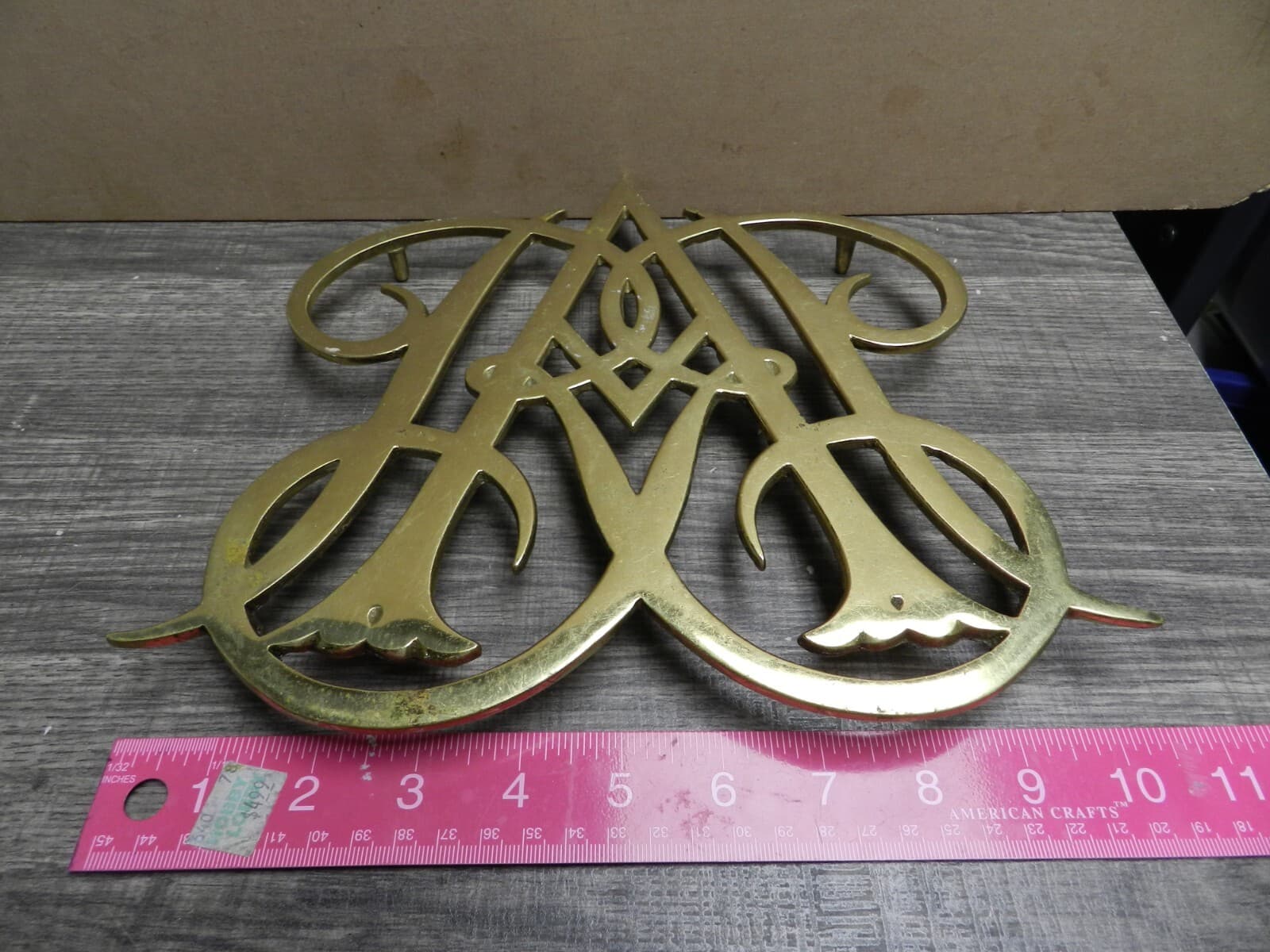 Queen Ann Cypher Williamsburg VA Metalcrafters Brass Trivet CW10-10 K5 - Thumbnail 5
