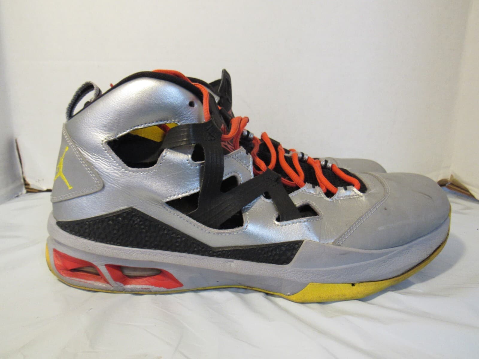 Nike Mens Size 12 Jordan Melo M9 551879-027 Silver Basketball Sneakers H12K - Thumbnail 3