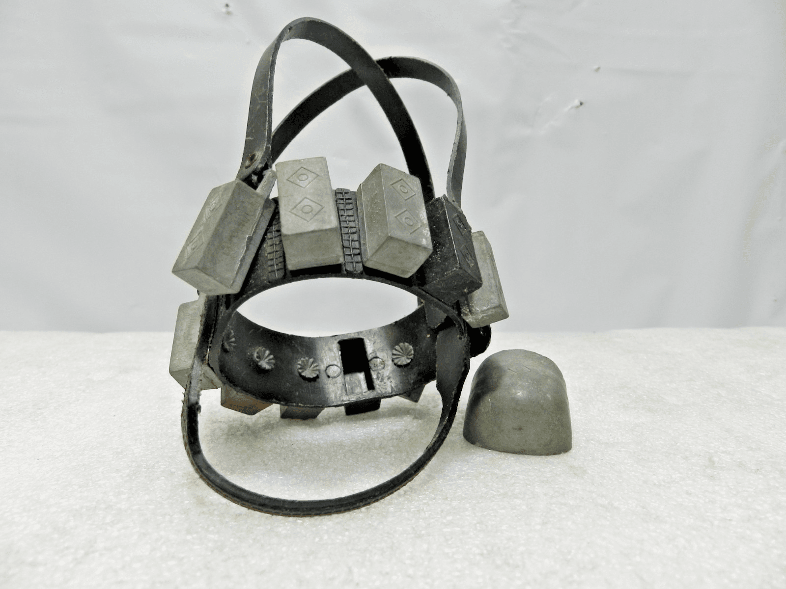 Vintage 1964 Hasbro GI Joe Deep Sea Diver Weighted Belt 8 Weights & 1 Shoe L70JJ - Thumbnail 4
