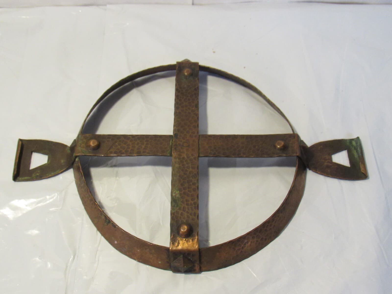 Antique Hammered Copper Stoneware Pot Dish Cradle Carrier Stand Trivet Z68S - Thumbnail 5
