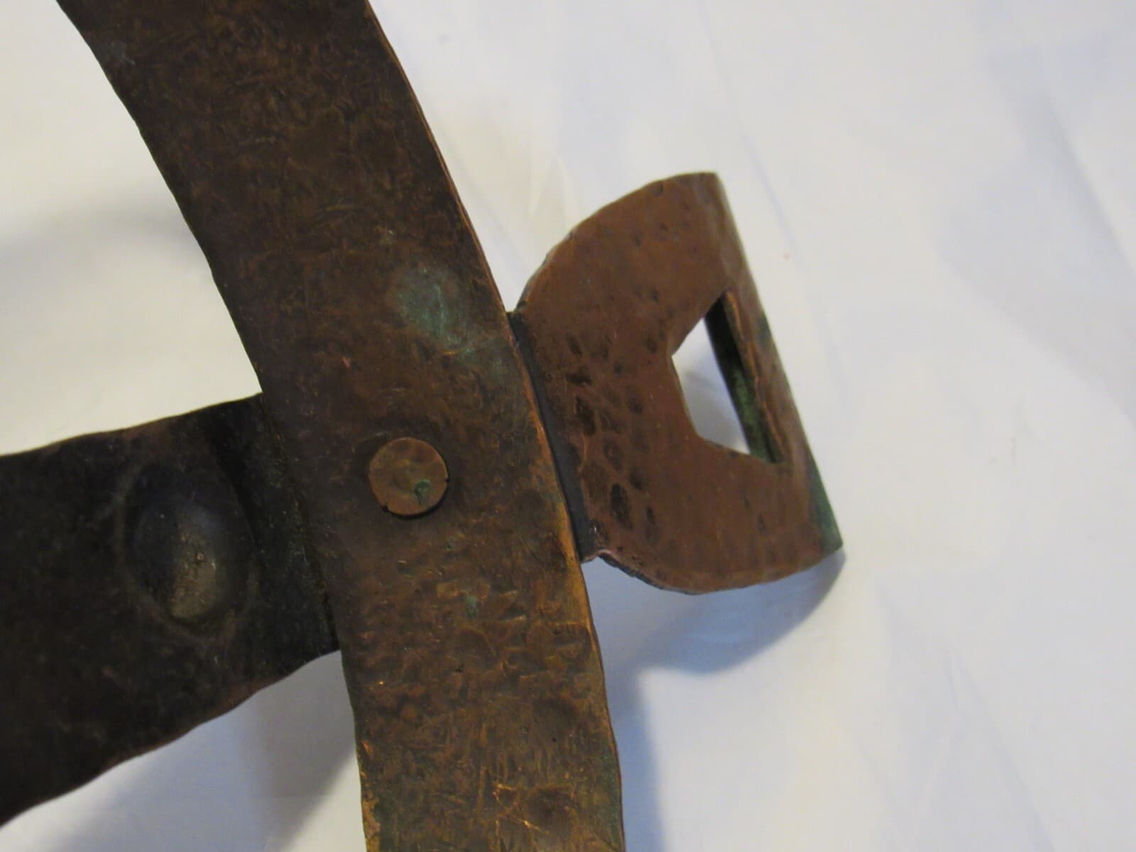 Antique Hammered Copper Stoneware Pot Dish Cradle Carrier Stand Trivet Z68S - Thumbnail 7