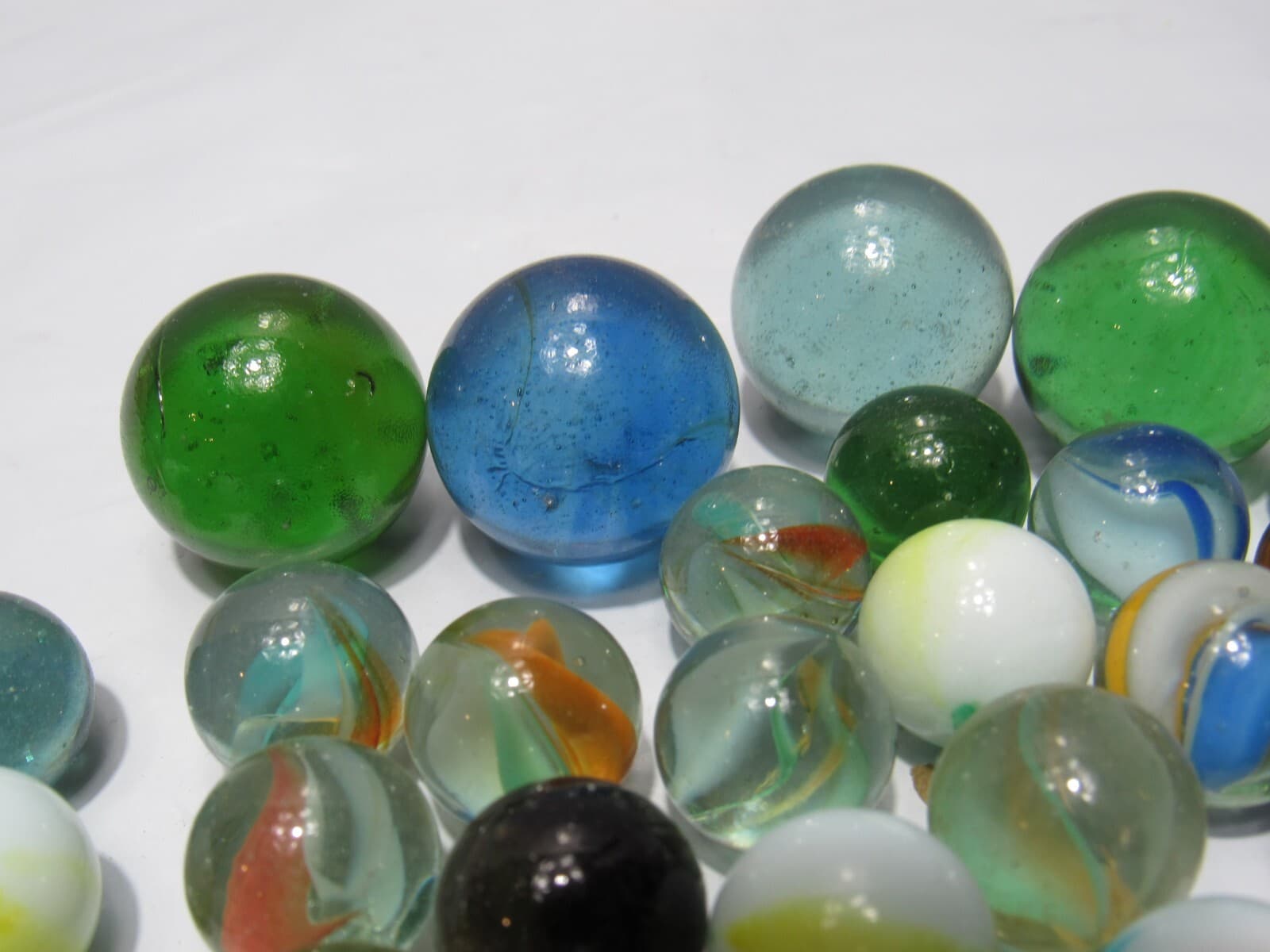 Lot Of 175+ Vintage Assorted Glass Marbles Mixed Colors (O55K) - Thumbnail 11