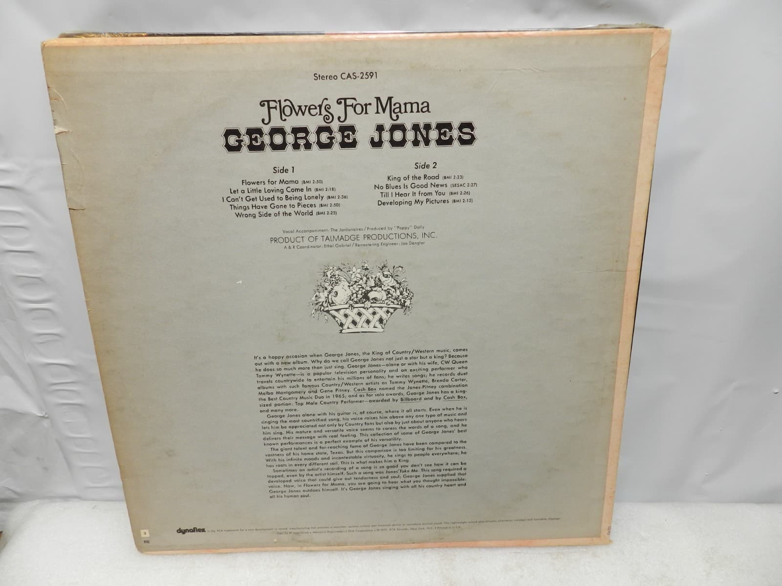 3 George Jones Vinyl Albums Shine On, Flowers for Mama & Oh Lonesome Me (L72JJ) - Thumbnail 10