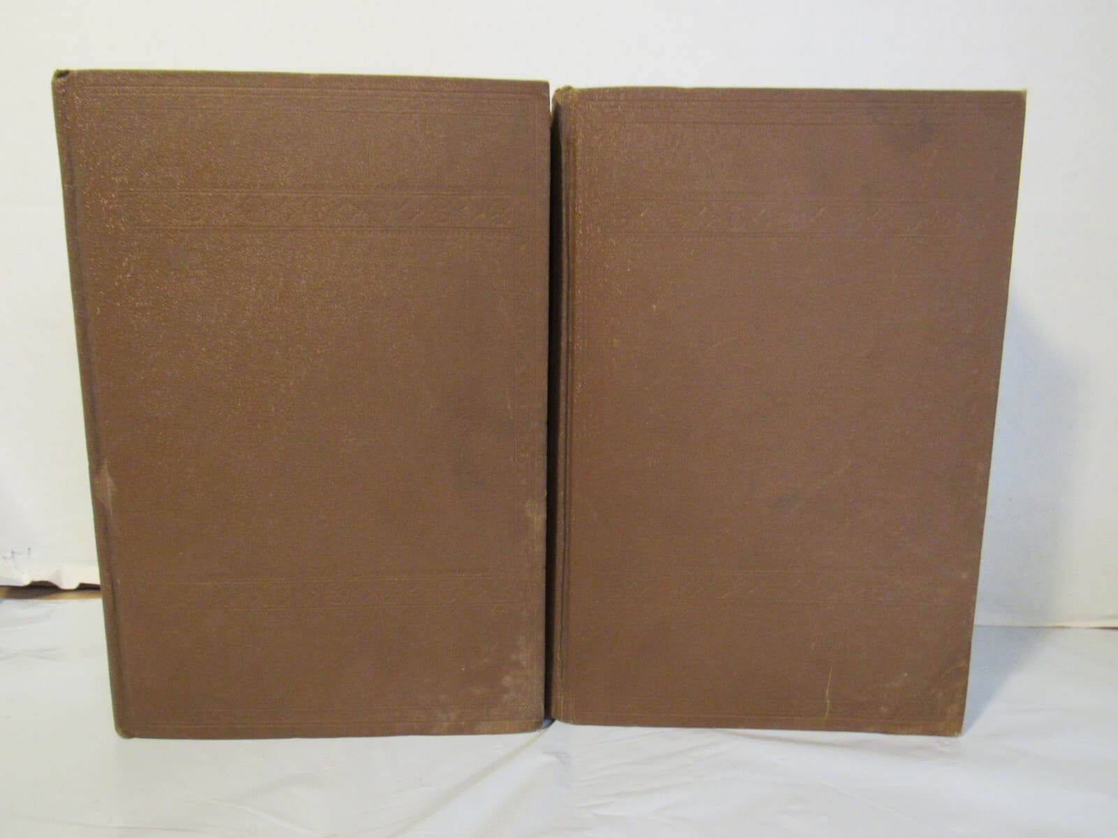 2 World’s Greatest Literature Books - Ivanhoe / Vicar of Wakefield Hardback H23K - Thumbnail 2