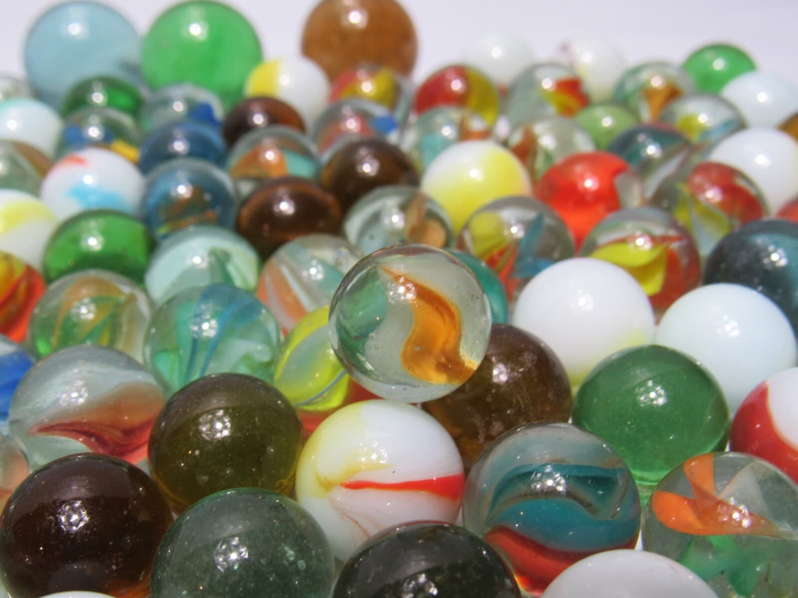 Lot Of 175+ Vintage Assorted Glass Marbles Mixed Colors (O55K) - Thumbnail 4