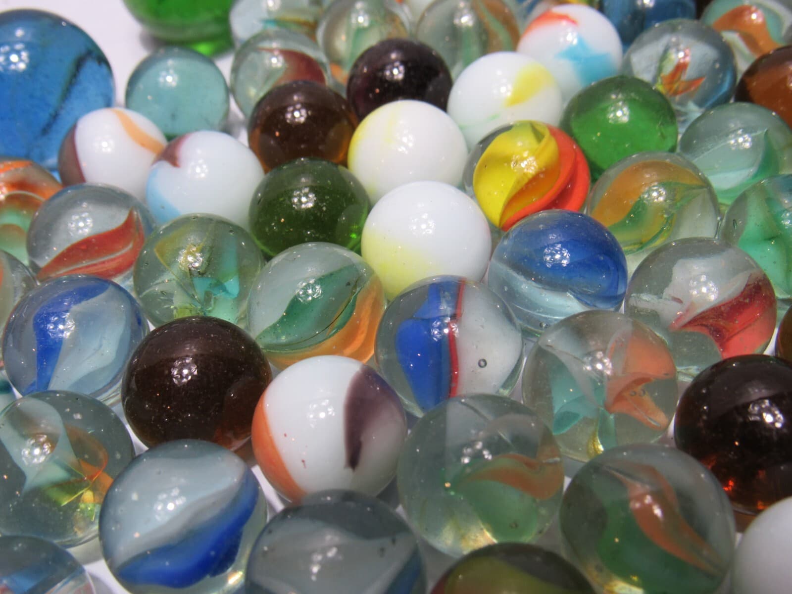 Lot Of 175+ Vintage Assorted Glass Marbles Mixed Colors (O55K) - Thumbnail 7
