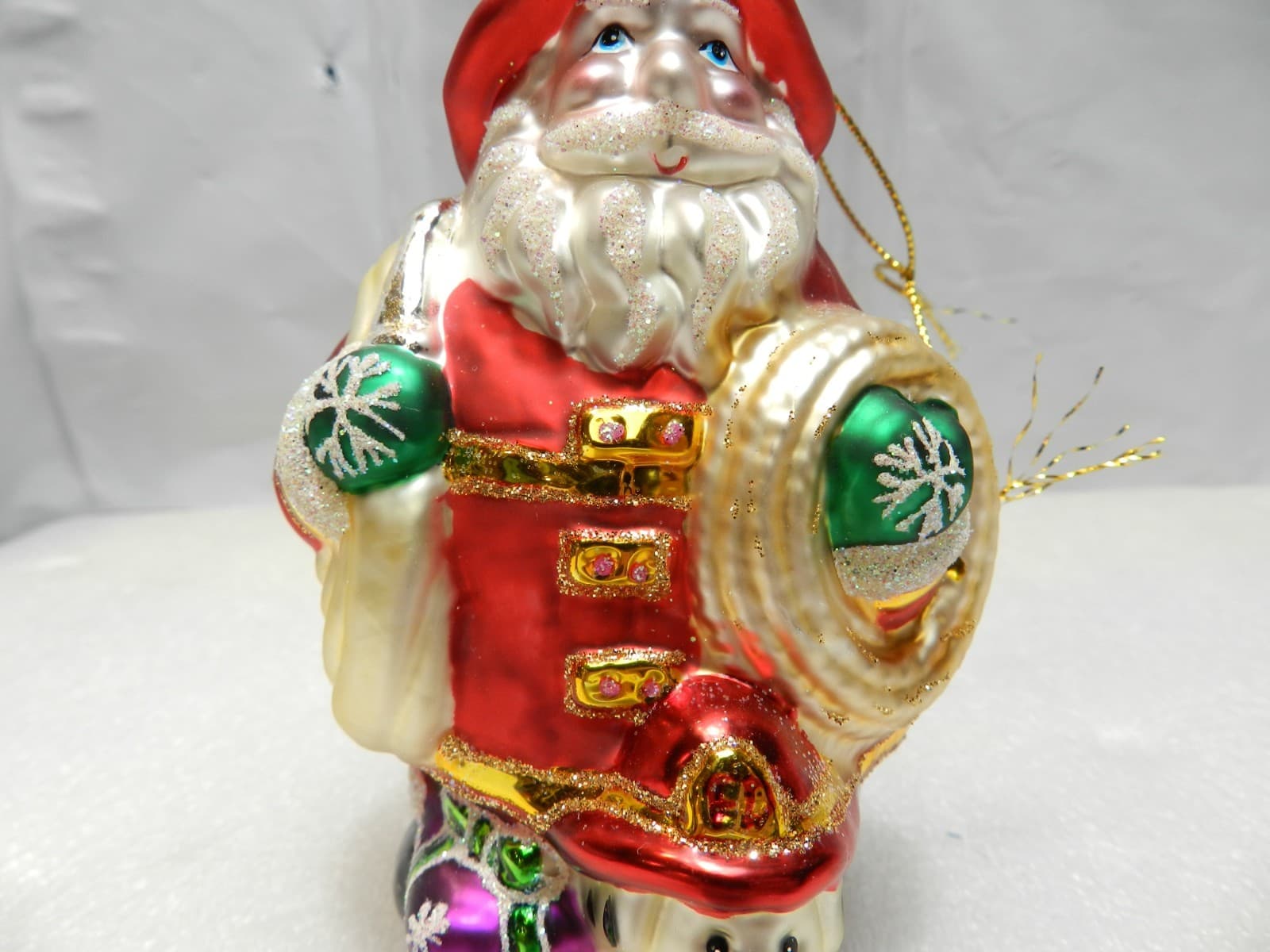 Unique Treasure Limited Series Glass Ornament Fireman Santa Glass Ornament (Z4M) - Thumbnail 4