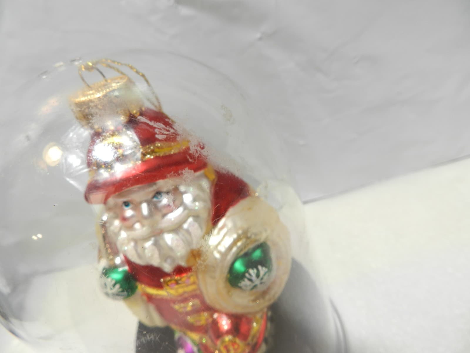 Unique Treasure Limited Series Glass Ornament Fireman Santa Glass Ornament (Z4M) - Thumbnail 11
