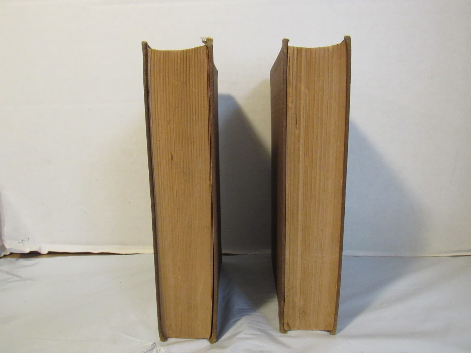 2 World’s Greatest Literature Books - Ivanhoe / Vicar of Wakefield Hardback H23K - Thumbnail 3