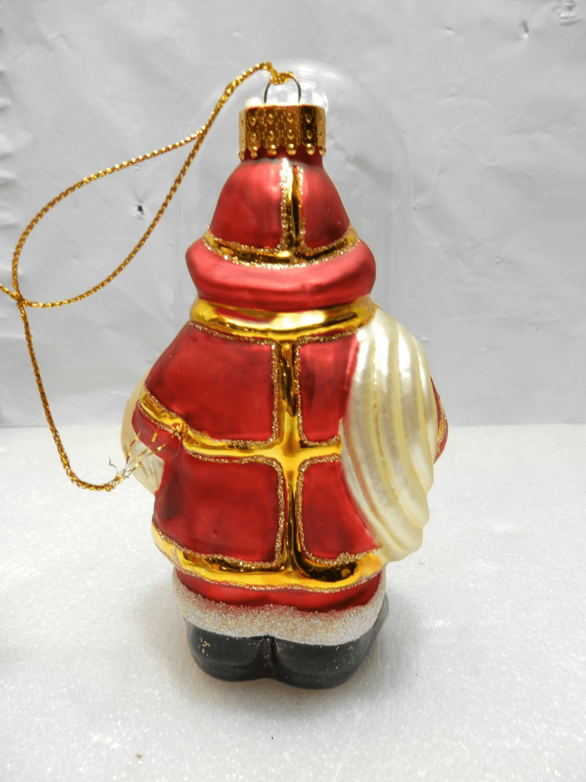 Unique Treasure Limited Series Glass Ornament Fireman Santa Glass Ornament (Z4M) - Thumbnail 6