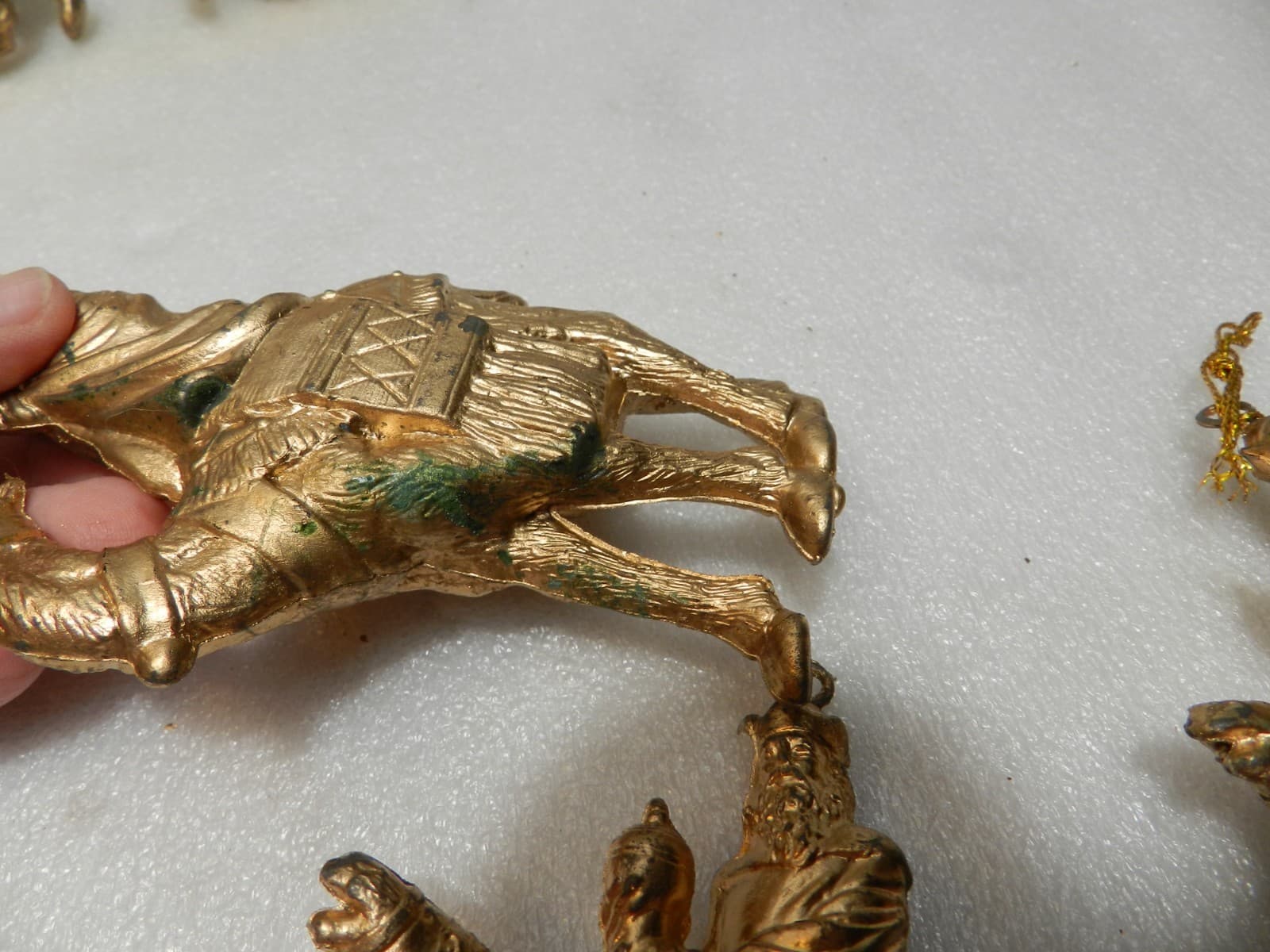 9 Vintage Plastic Bradford Wisemen Christmas Ornaments Gold 5 1/2" (Z6M) - Thumbnail 8