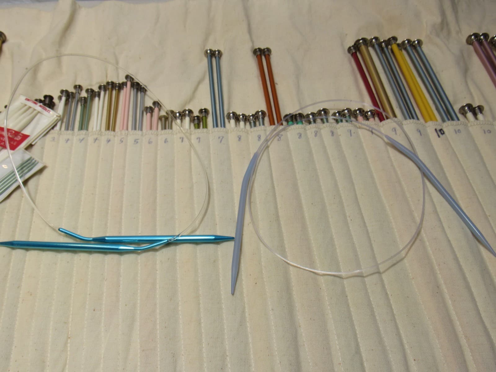 Vintage Knitting Needles 73 PCS (35 sets) with Roll Holder (Z20J) - Thumbnail 8