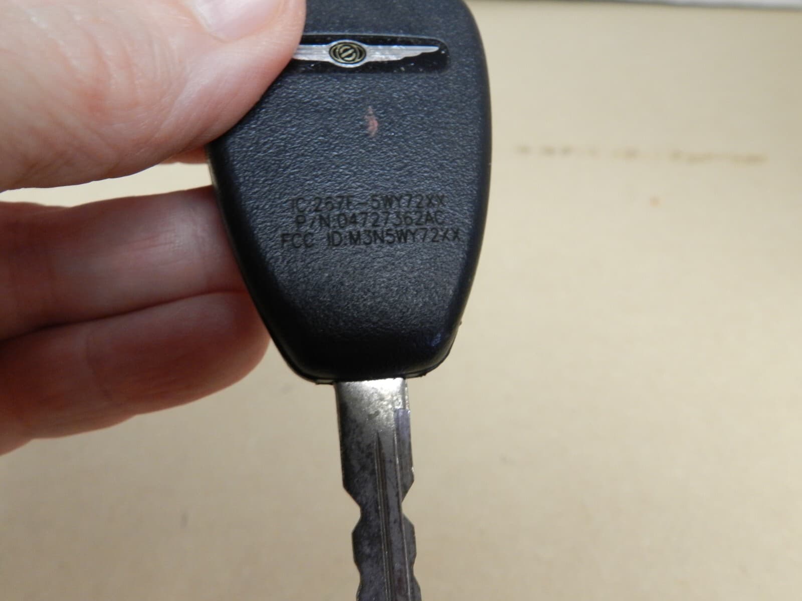 OEM CHRYSLER PACIFICA JEEP LIBERTY KEYLESS REMOTE KEY FOB 267F-5WY72XX B58J - Thumbnail 4
