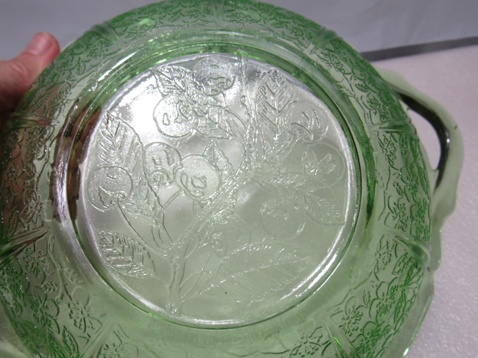 Vintage Uranium Depression Serving Glass Bowl Floral Pattern & Handles 9" S93JJ - Thumbnail 5