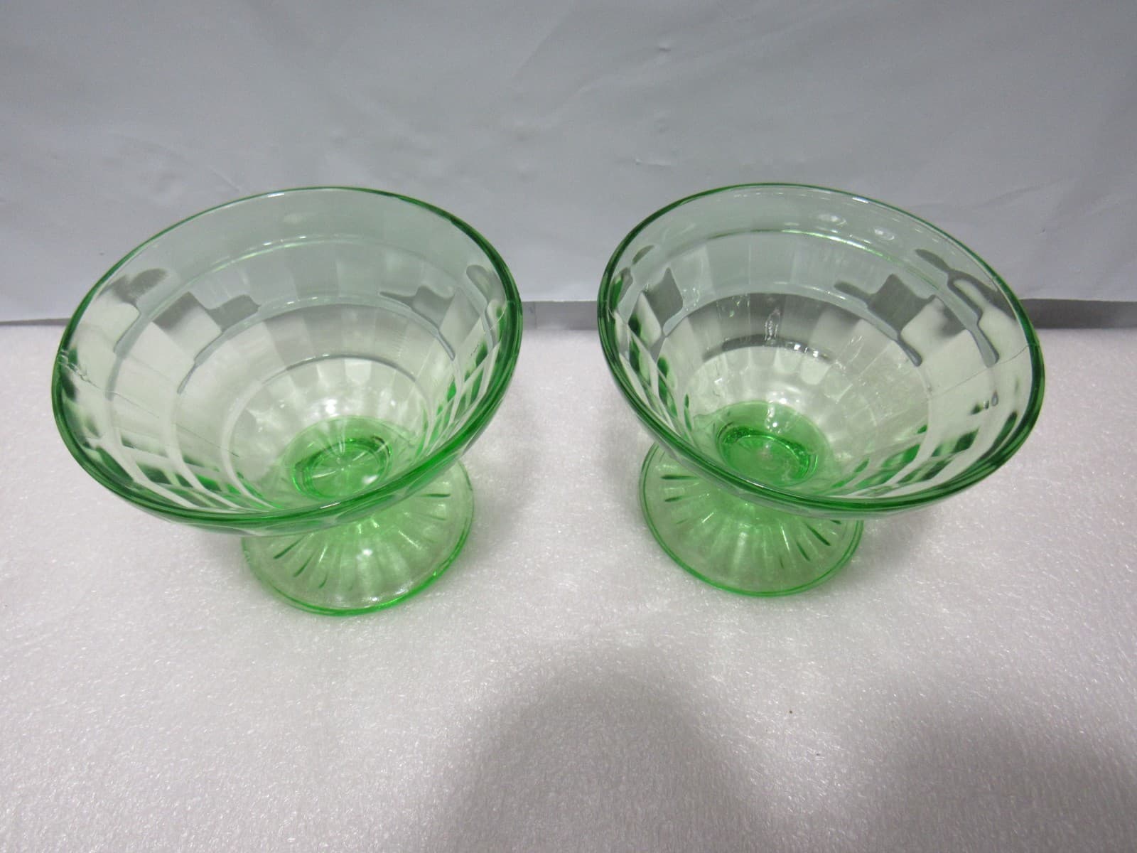 2 Uranium Depression Vaseline Glass Dessert Cups Green 3" (S89JJ) - Thumbnail 3