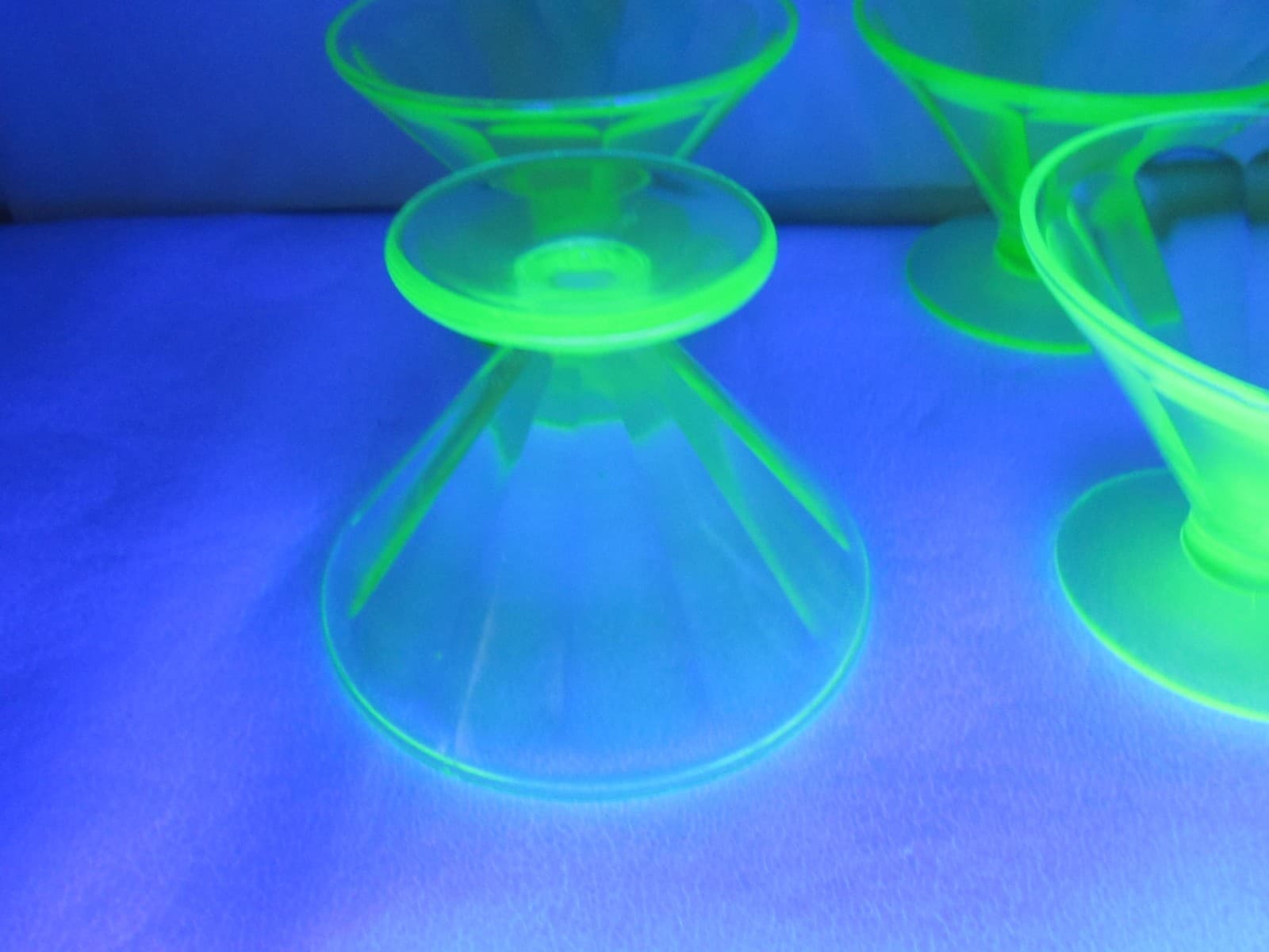 6 Green Depression Vaseline Uranium Ribbed Glass Fruit Dessert Cups (S90JJ) - Thumbnail 12