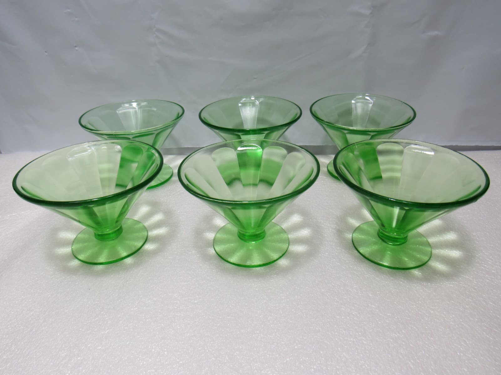 6 Green Depression Vaseline Uranium Ribbed Glass Fruit Dessert Cups (S90JJ) - Thumbnail 2
