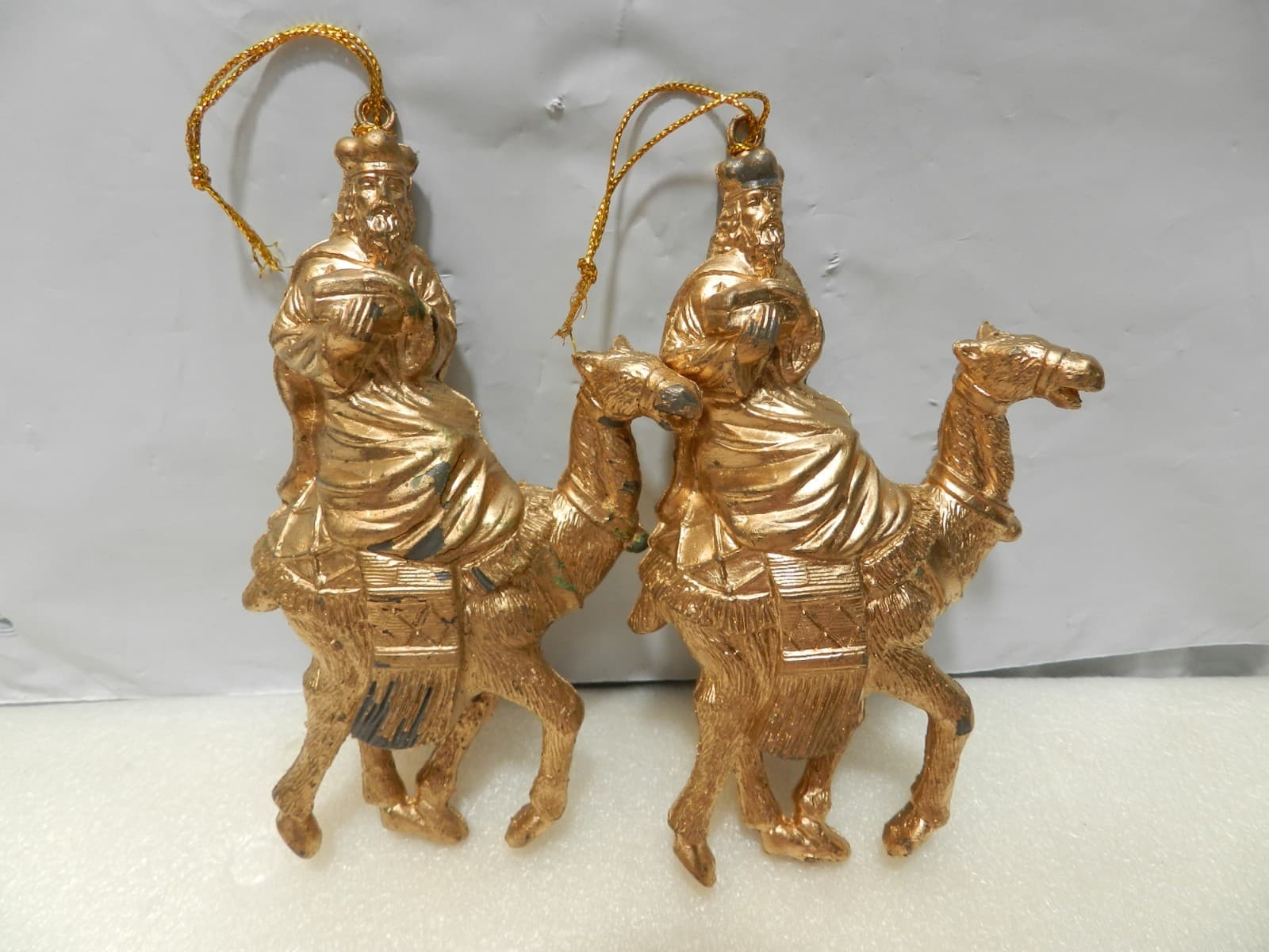 9 Vintage Plastic Bradford Wisemen Christmas Ornaments Gold 5 1/2" (Z6M) - Thumbnail 5