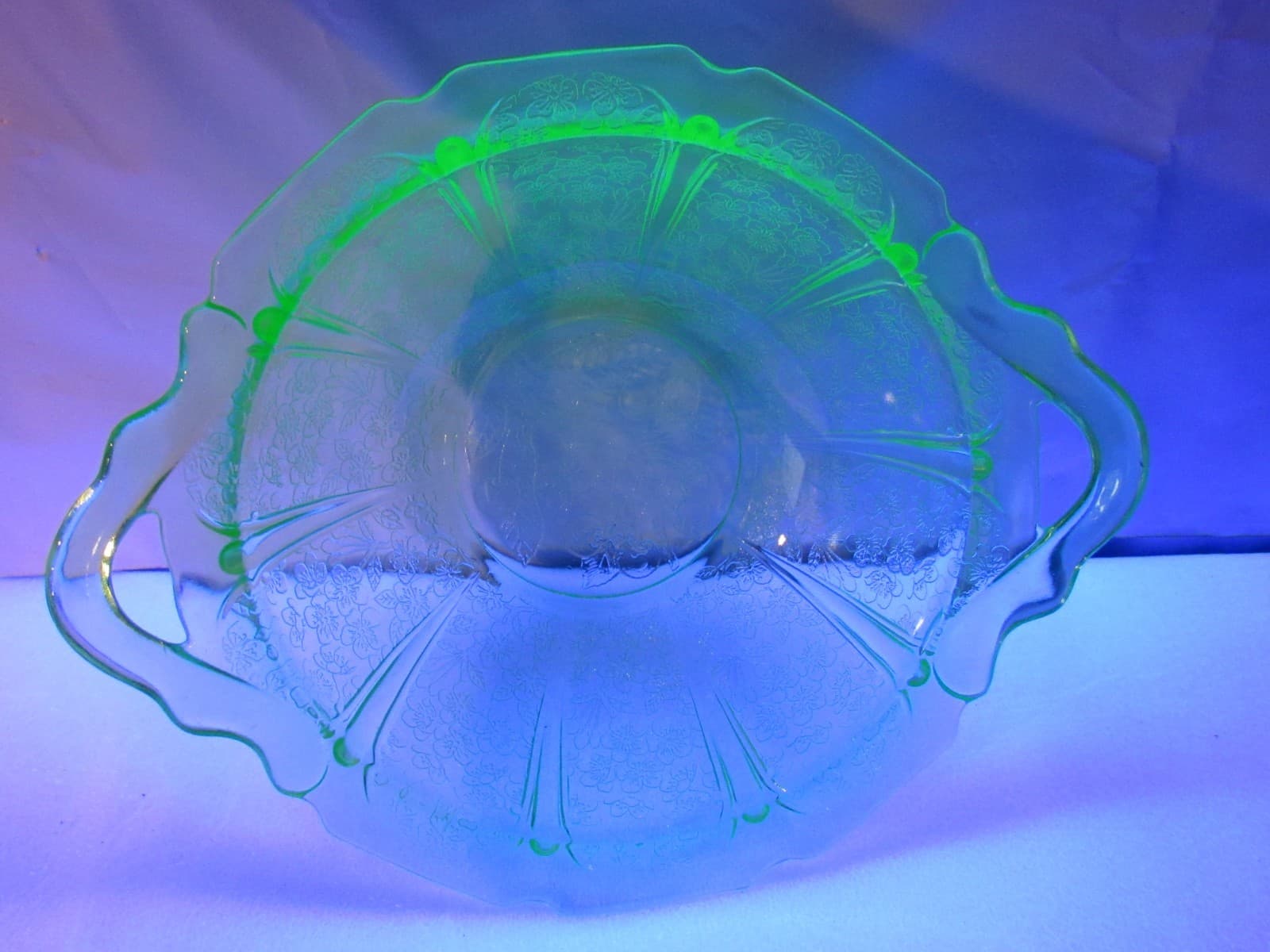 Vintage Uranium Depression Serving Glass Bowl Floral Pattern & Handles 9" S93JJ - Thumbnail 11