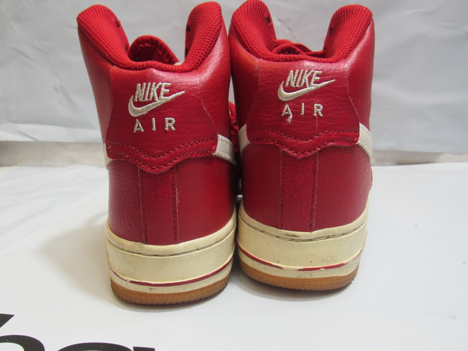 Nike Air Force 1 High Sneakers 653998-605 Size 4.5 Y Red White (L48K) - Thumbnail 4