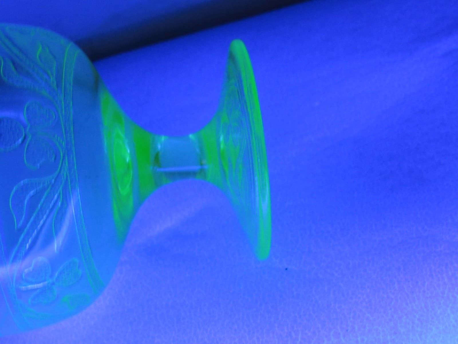 Hazel Atlas Green Cloverleaf Uranium Depression Glass Dessert Cup S97JJ - Thumbnail 4