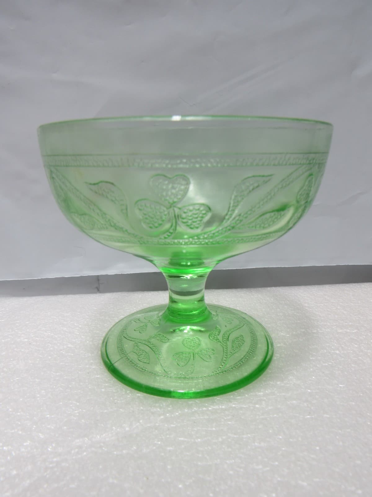 Hazel Atlas Green Cloverleaf Uranium Depression Glass Dessert Cup S97JJ - Thumbnail 7