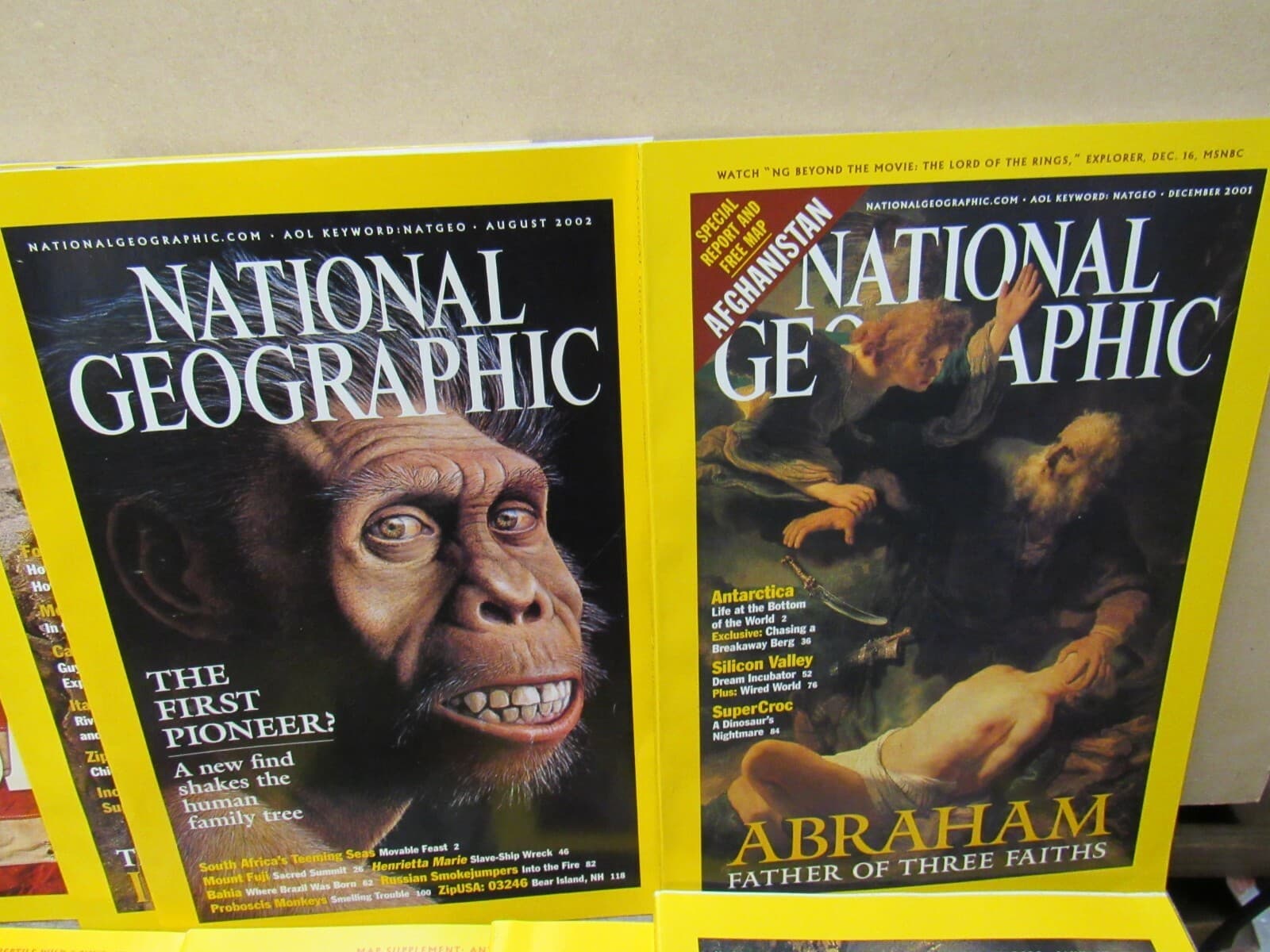 National Geographic 2002 2003 Afghan Girl Diamonds D Day Dinosaurs Mummies - Thumbnail 2